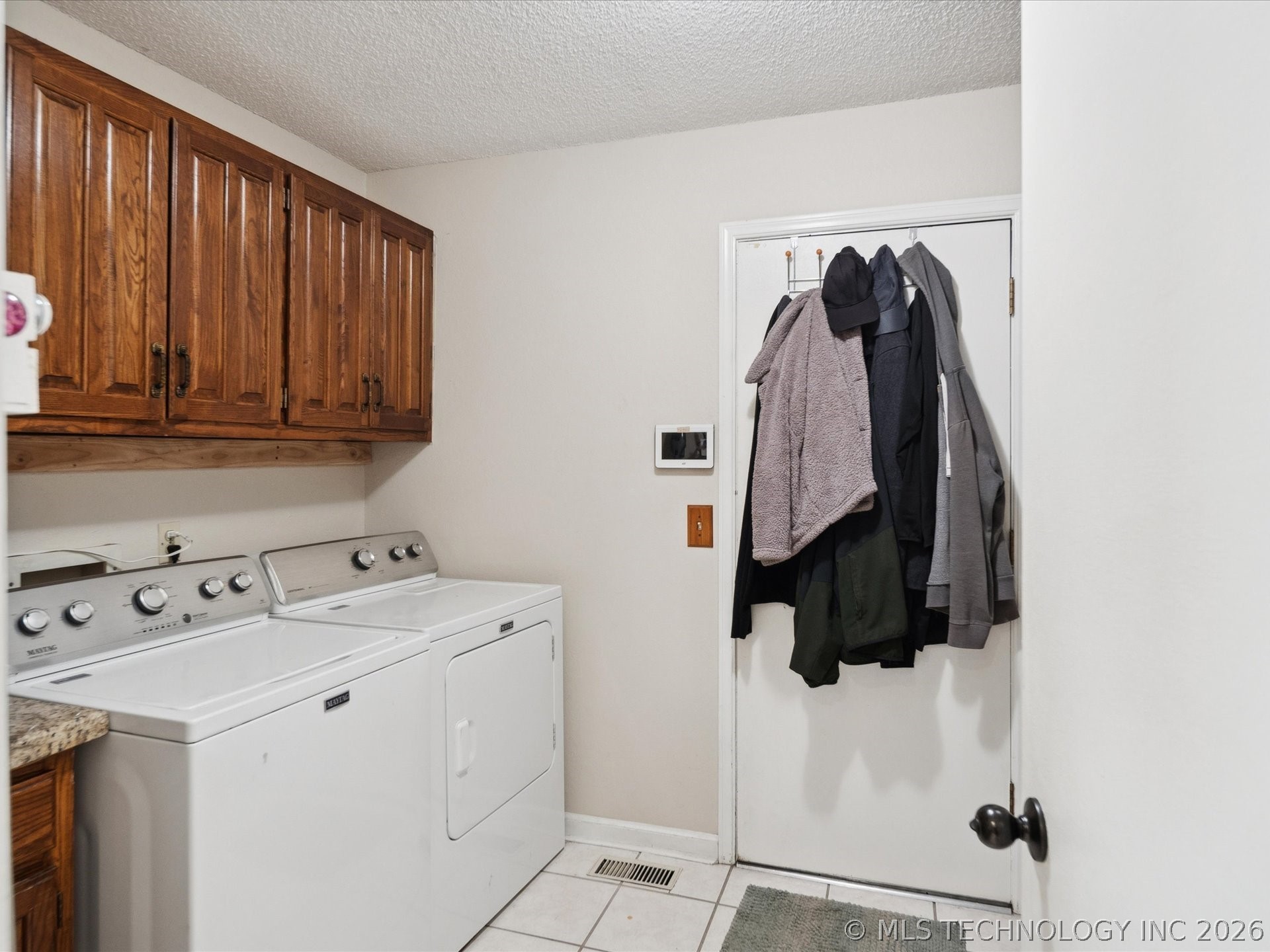 1713 W Van Buren Court Property Photo 25