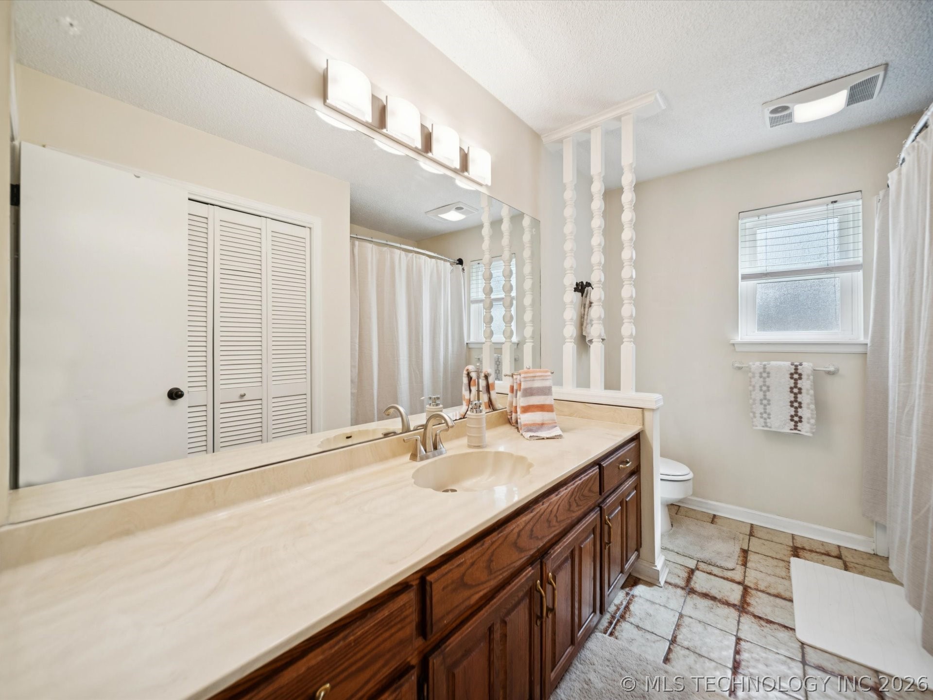 1713 W Van Buren Court Property Photo 28