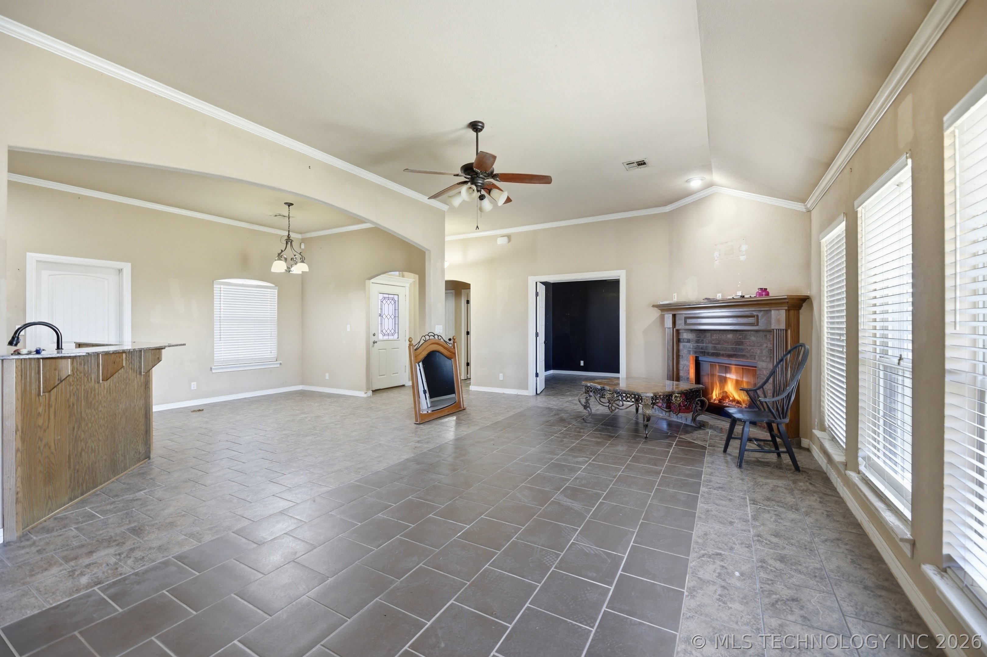 3025 Grimes Road Property Photo 4