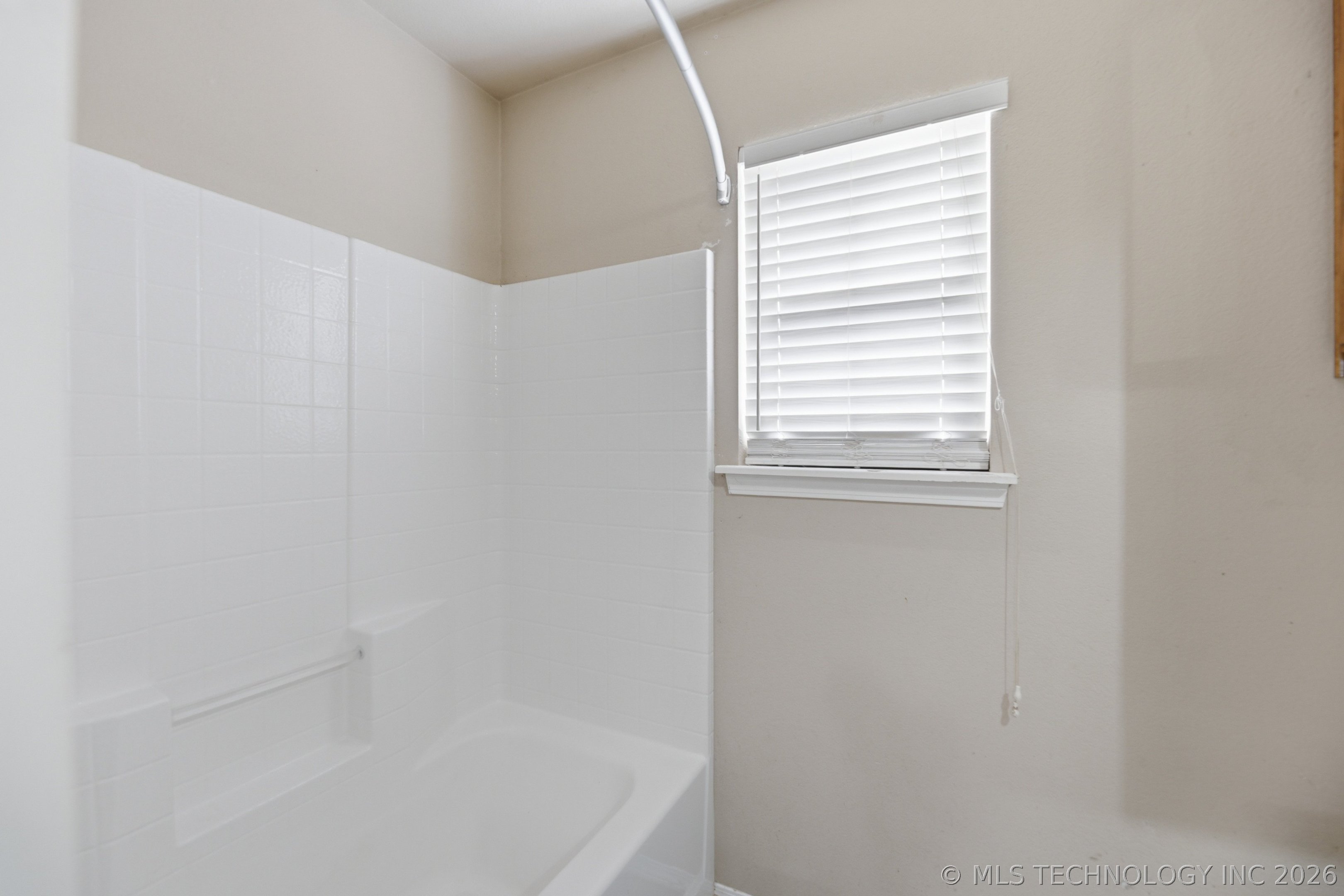 3025 Grimes Road Property Photo 19