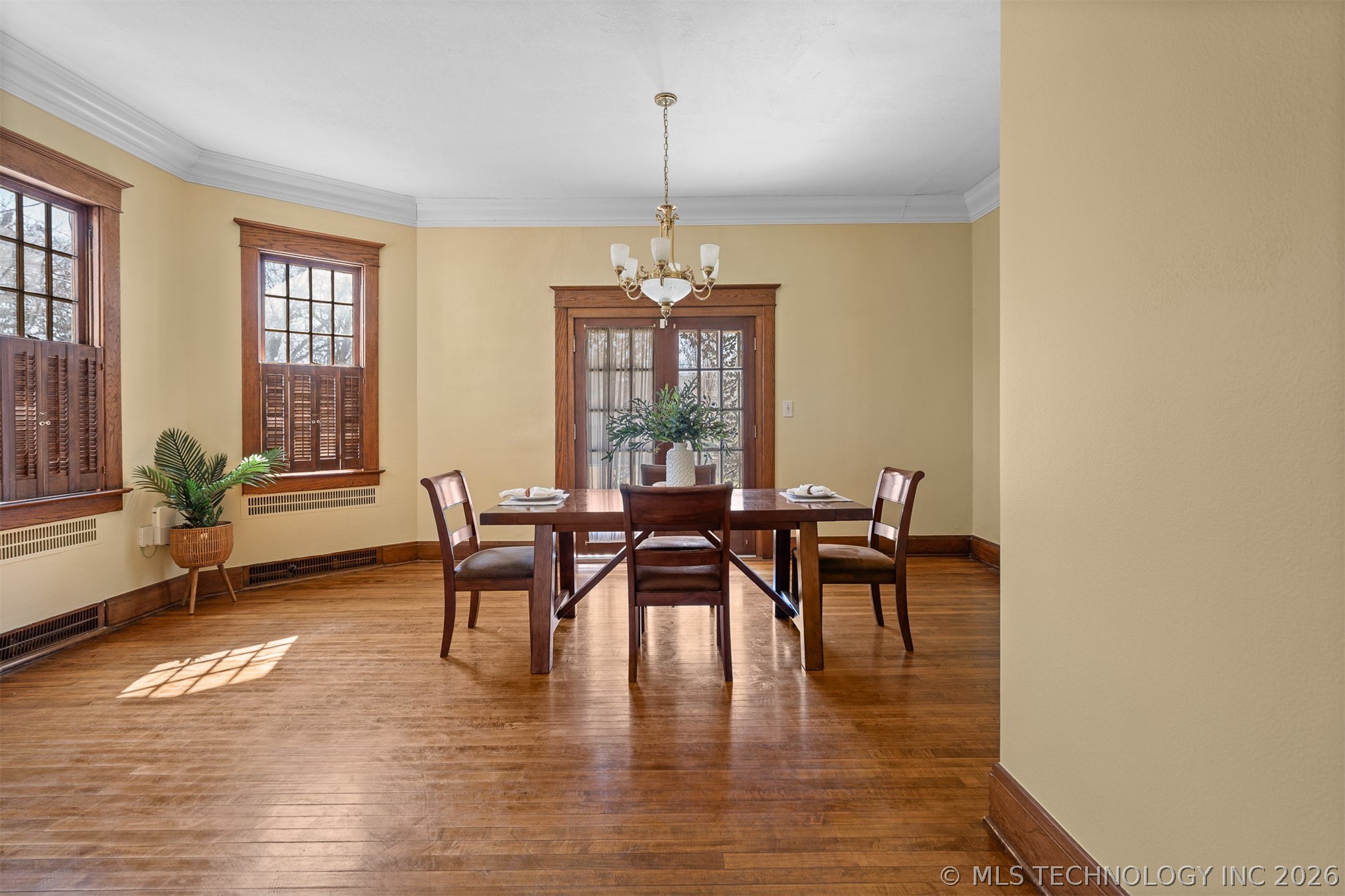 1002 Stanley Street Sw Property Photo 8