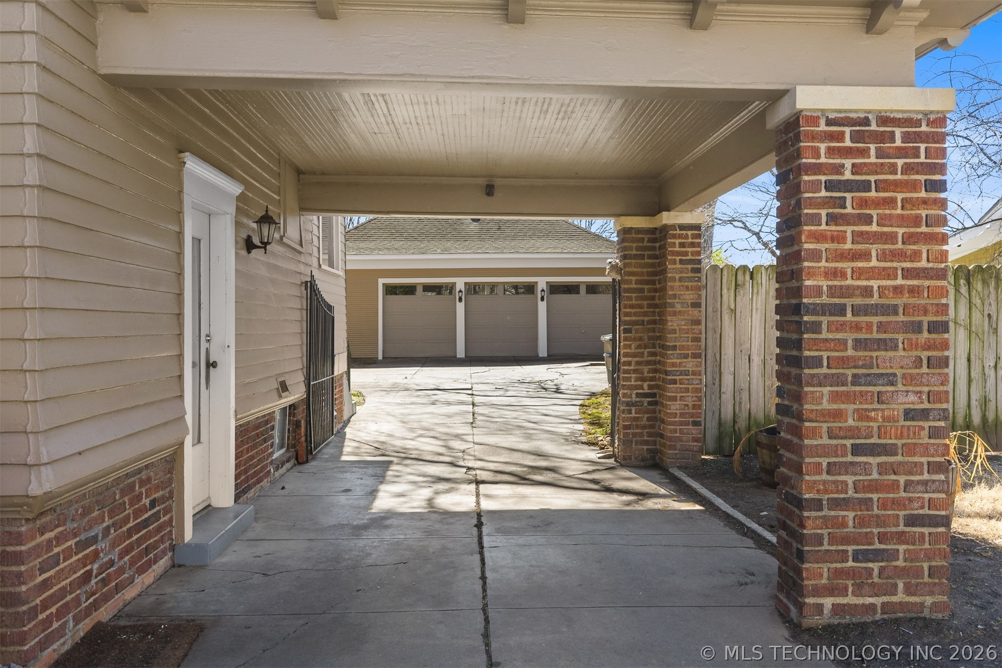 1002 Stanley Street Sw Property Photo 38