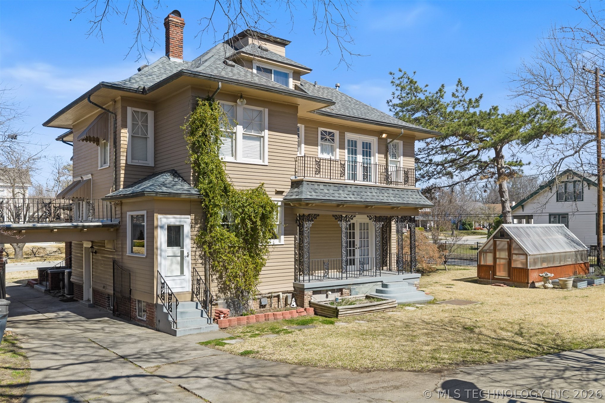 1002 Stanley Street Sw Property Photo 41