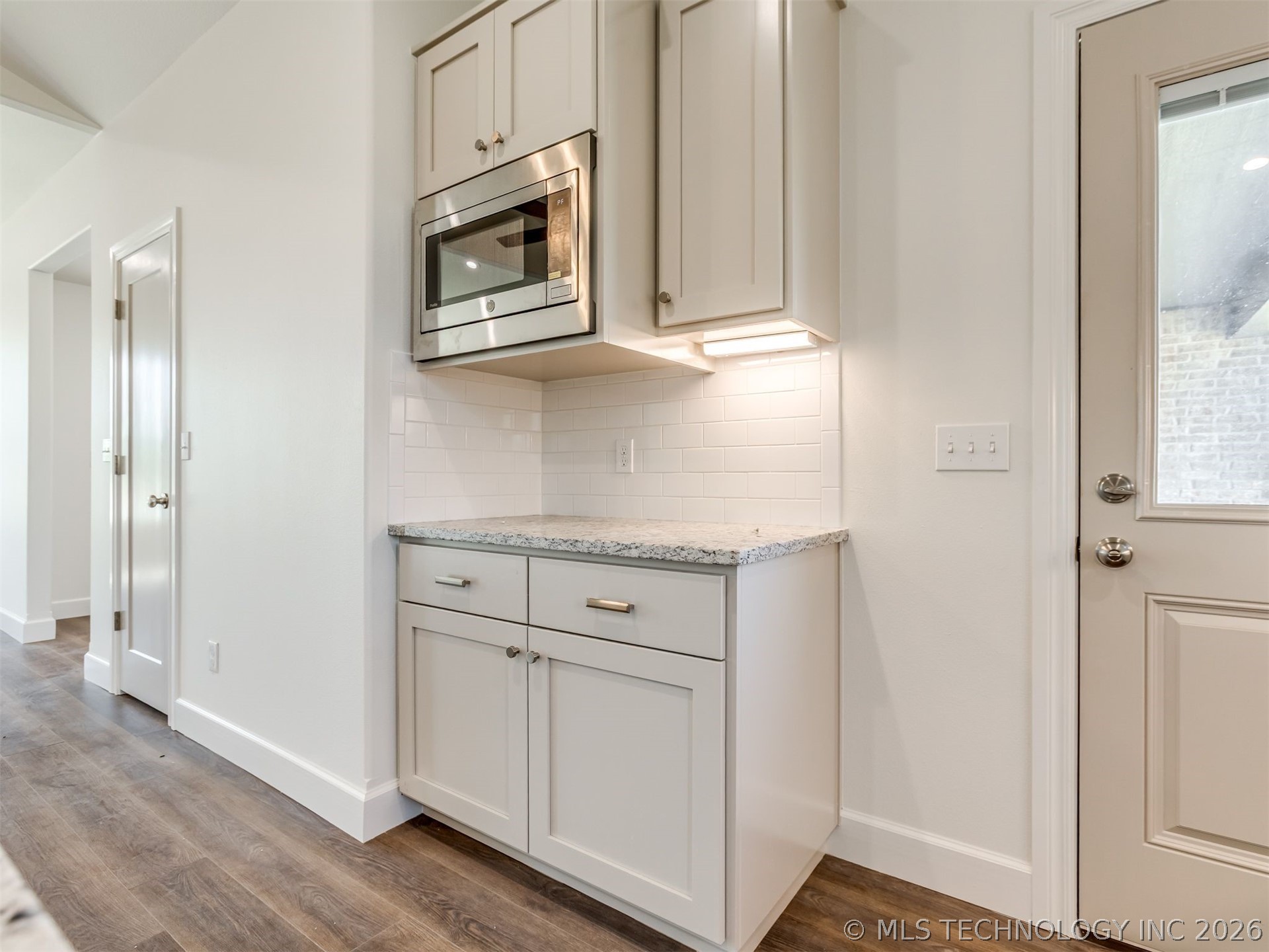 5916 Coldspring Lane Property Photo 19