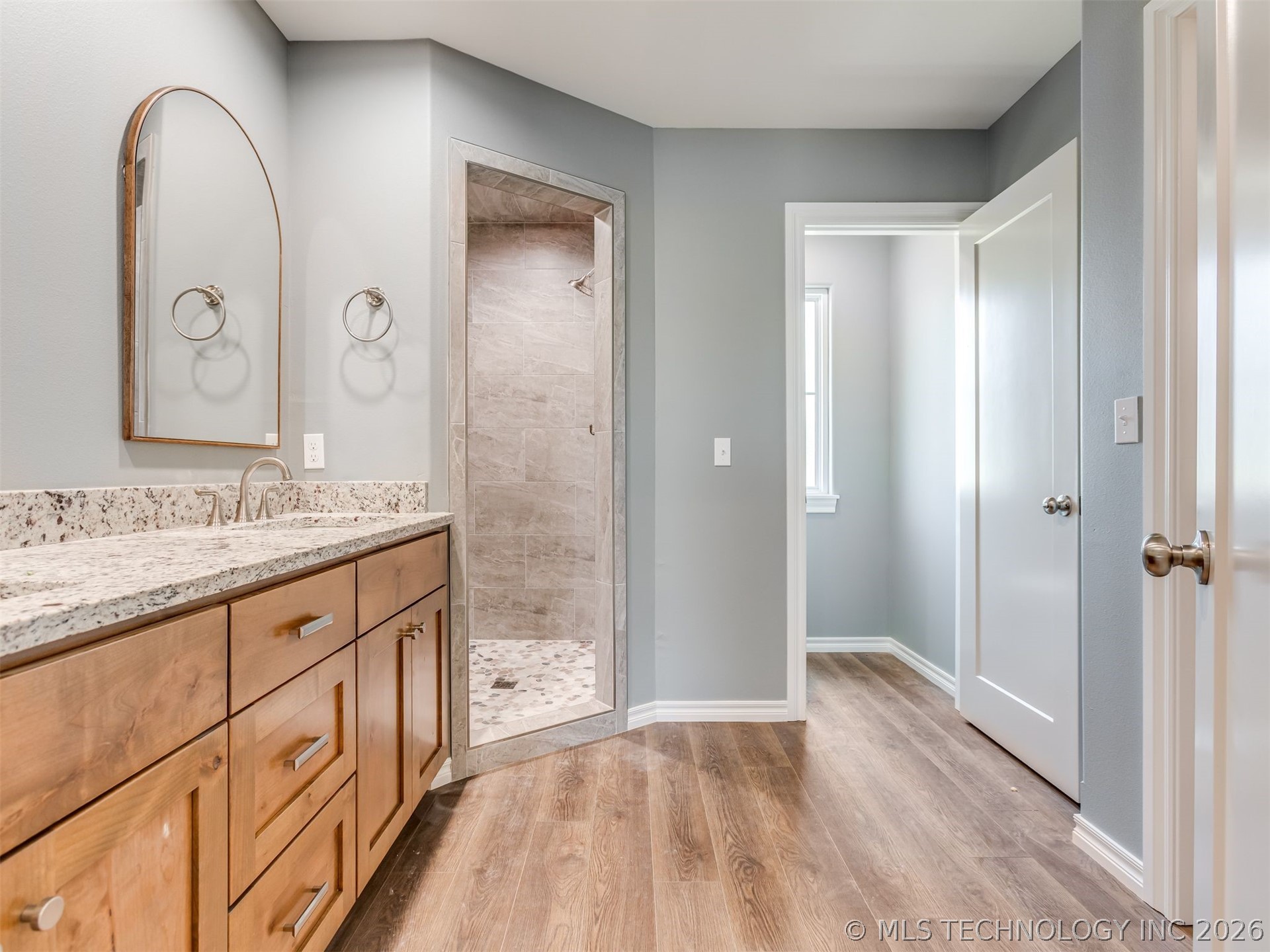 5916 Coldspring Lane Property Photo 23