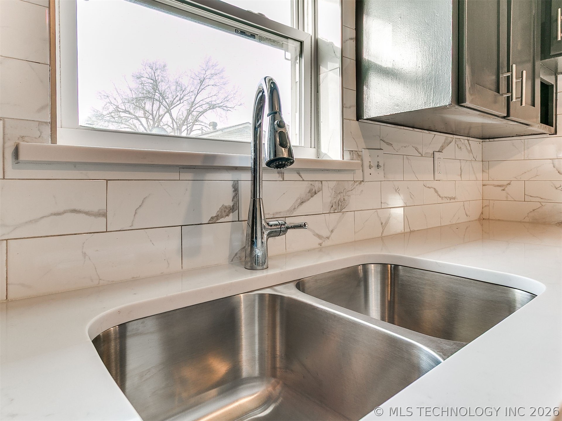 10608 E 21st Place Property Photo 18