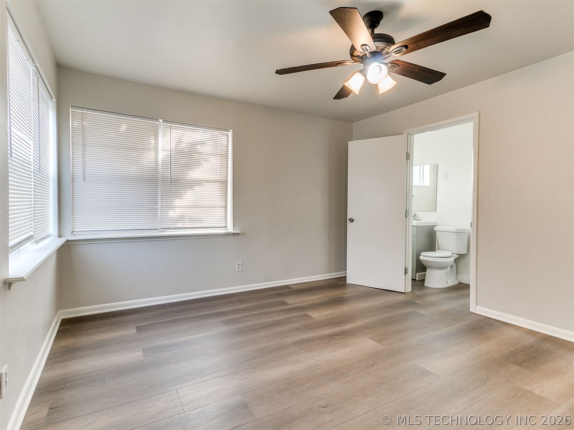 10608 E 21st Place Property Photo 26