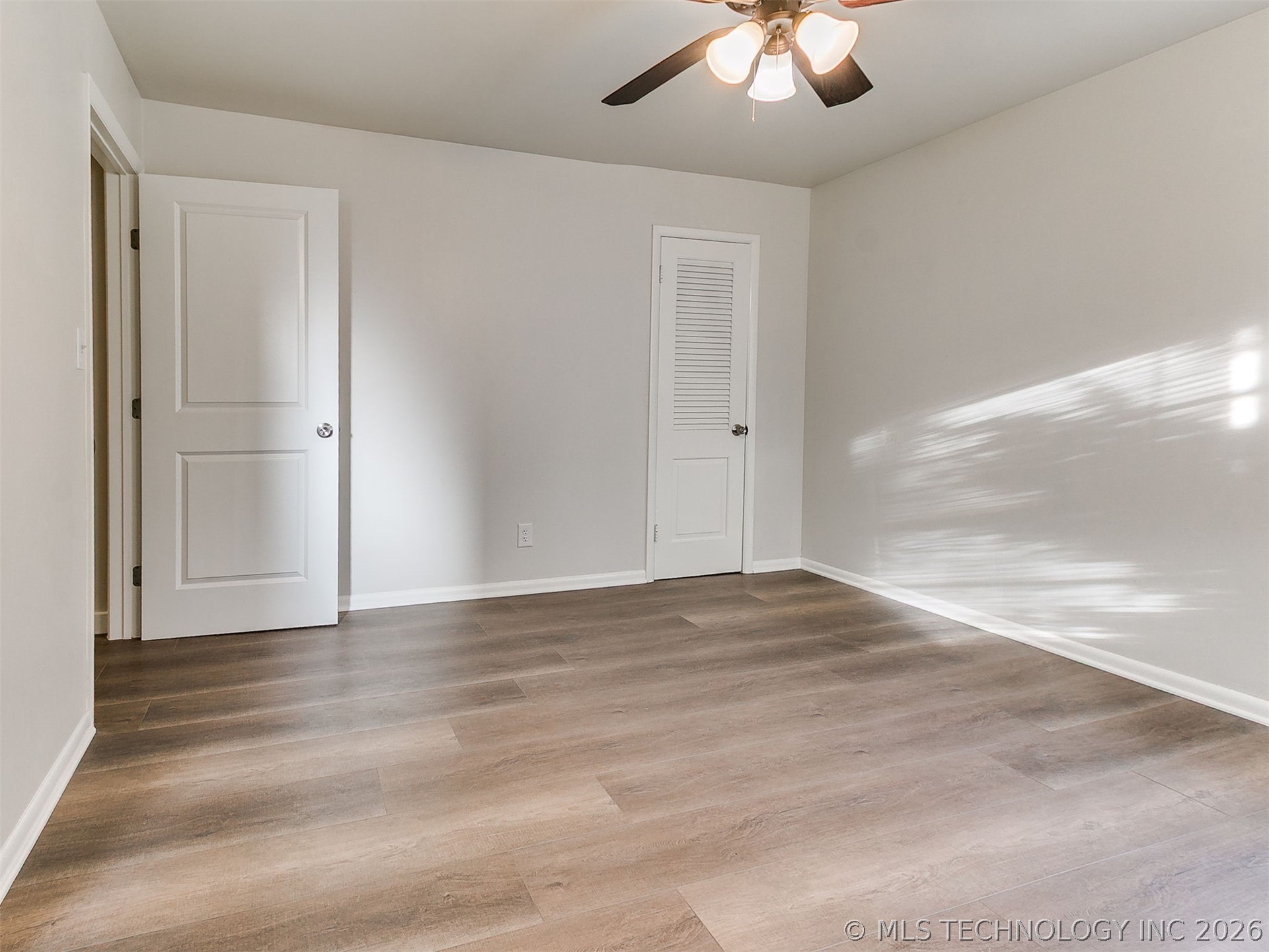 10608 E 21st Place Property Photo 28