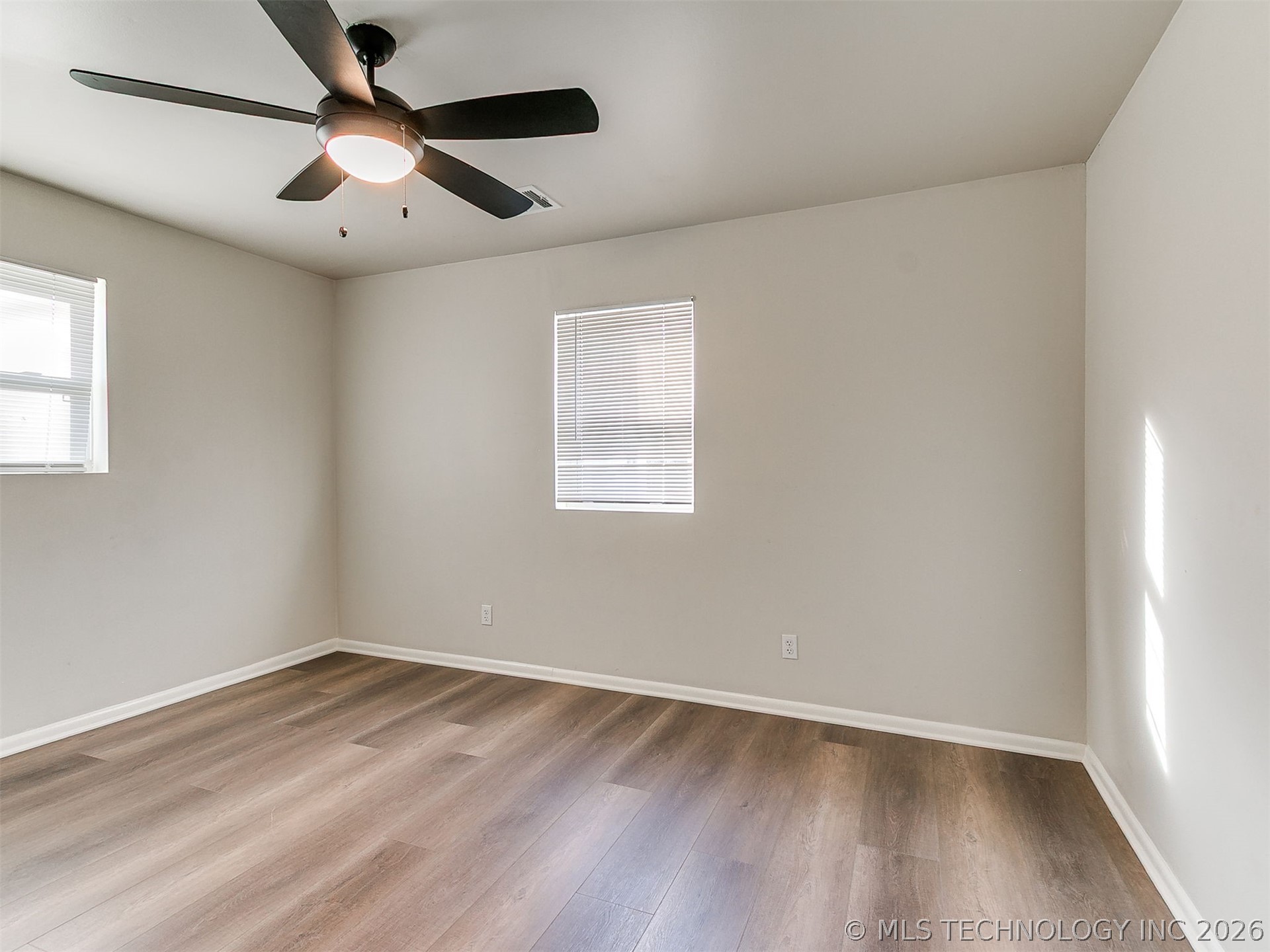 10608 E 21st Place Property Photo 35