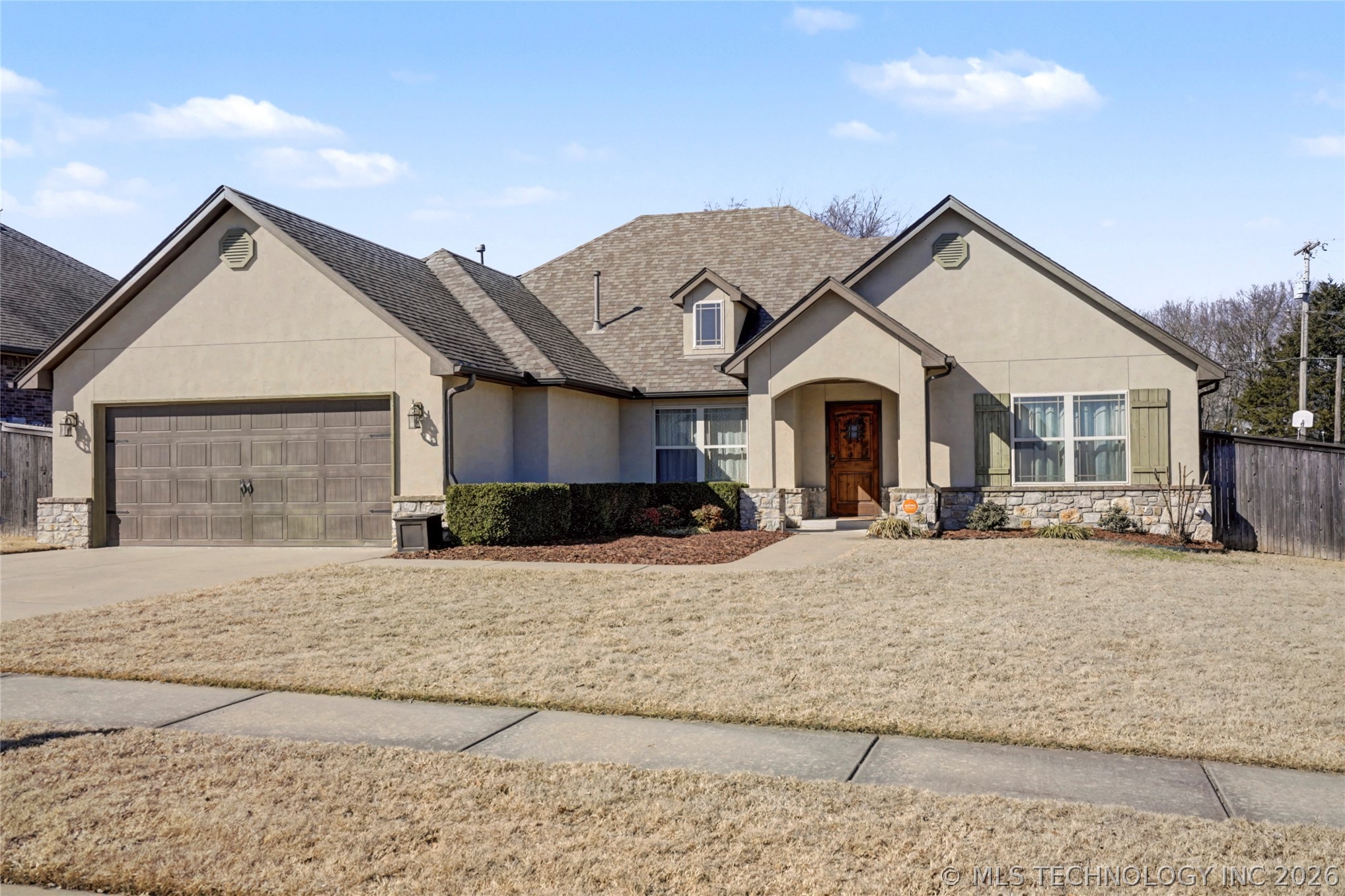 14716 S Justin Avenue Property Photo 2