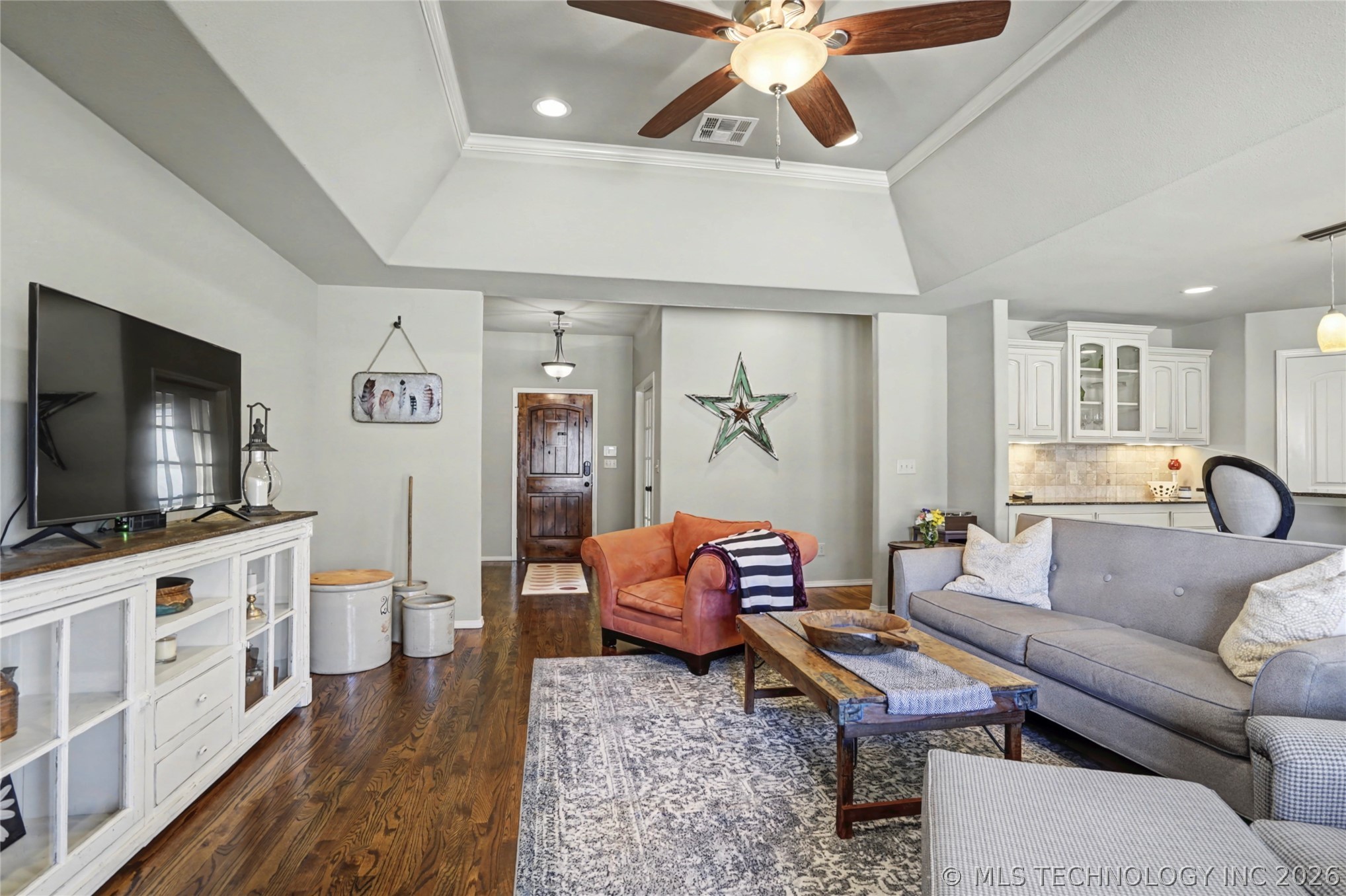 14716 S Justin Avenue Property Photo 6