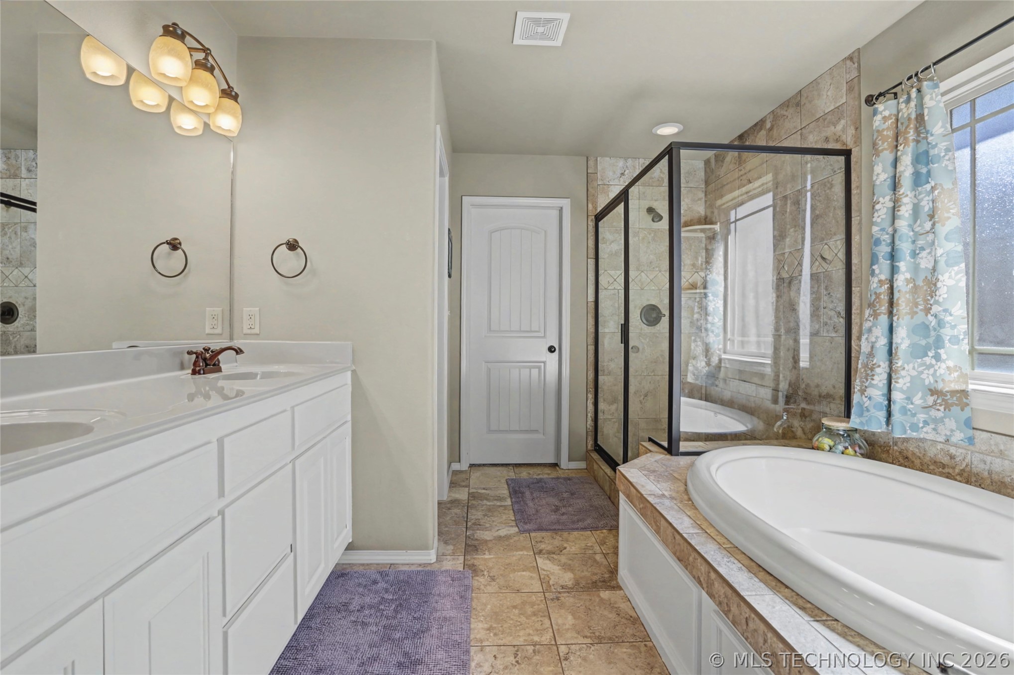 14716 S Justin Avenue Property Photo 16