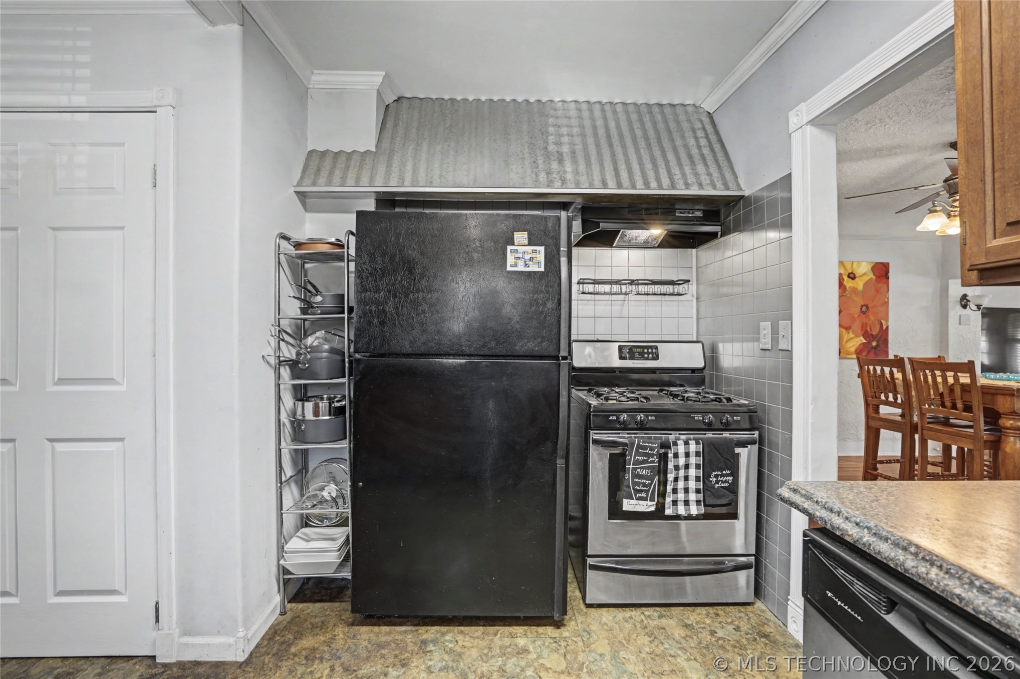 803 S Jamestown Avenue Property Photo 18