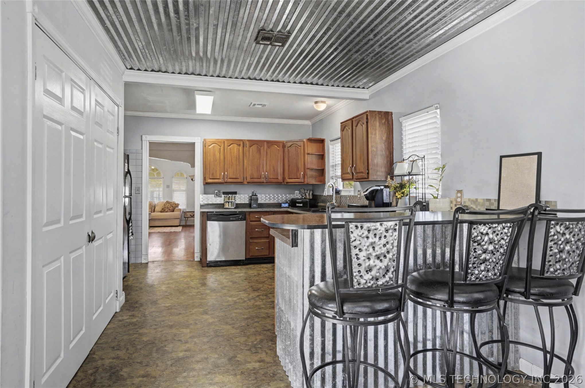 803 S Jamestown Avenue Property Photo 19