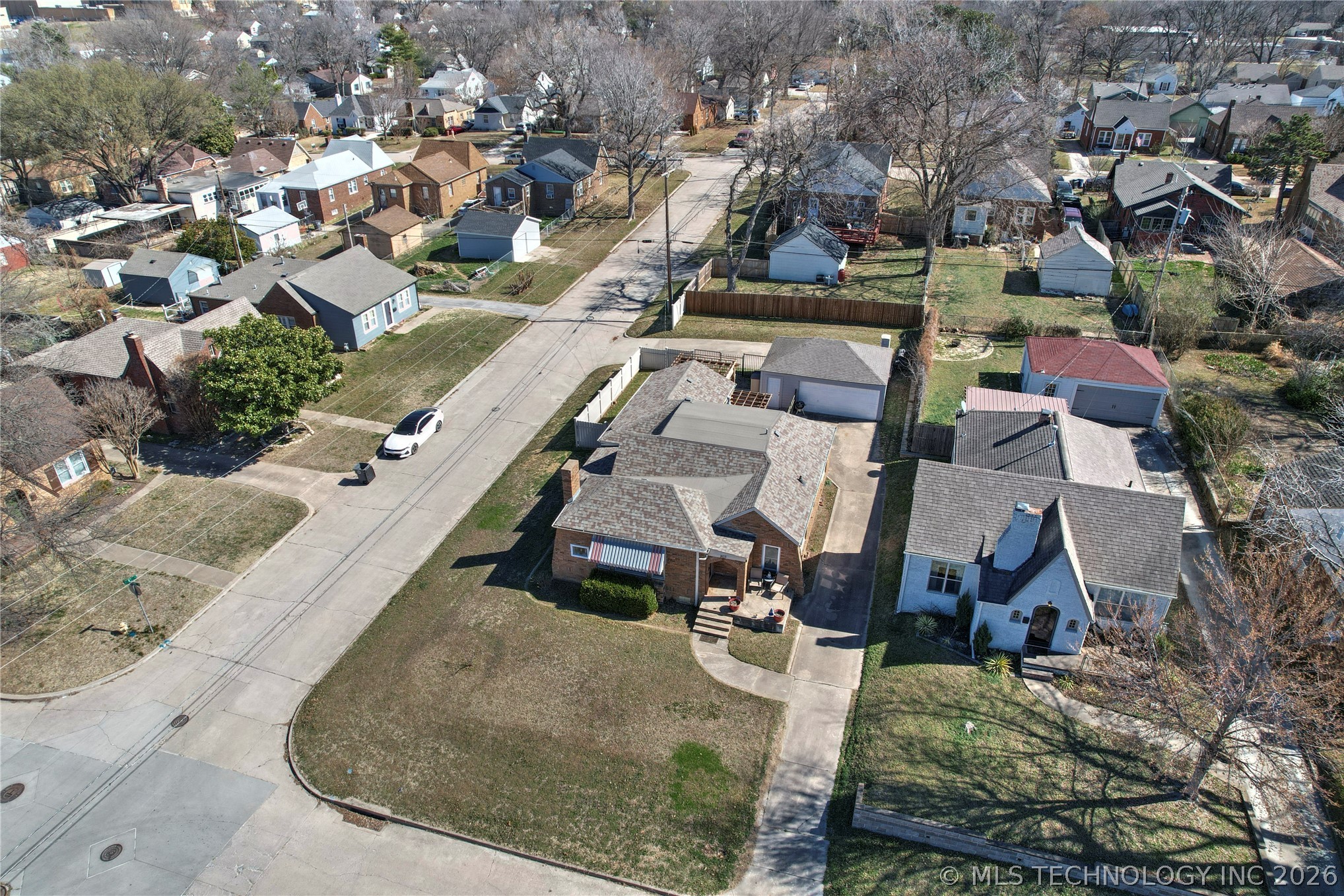 803 S Jamestown Avenue Property Photo 42