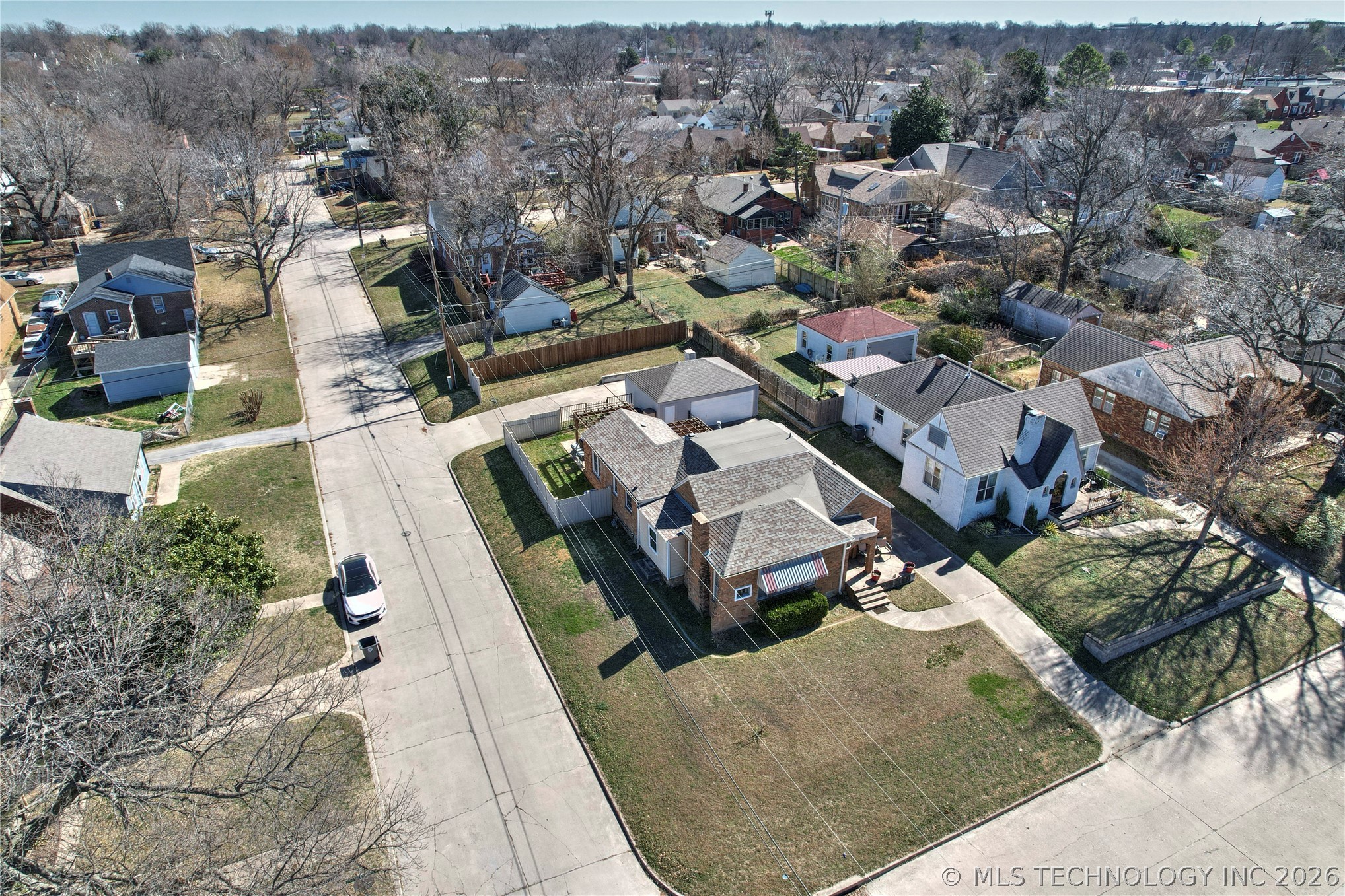 803 S Jamestown Avenue Property Photo 43