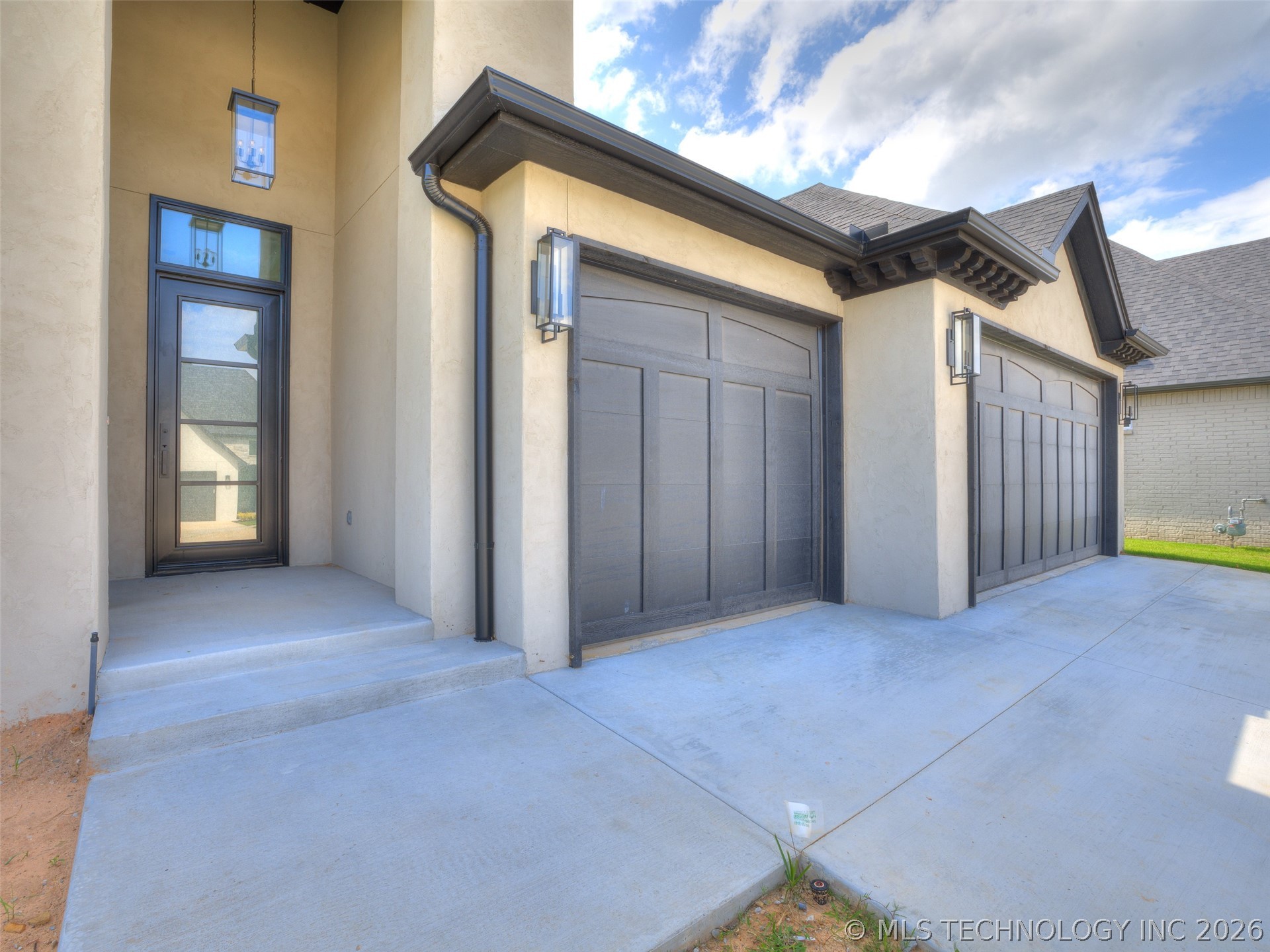 11264 S Fir Avenue W Property Photo 4