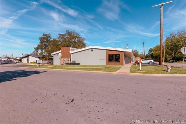 1001 15th Nw Property Photo 16