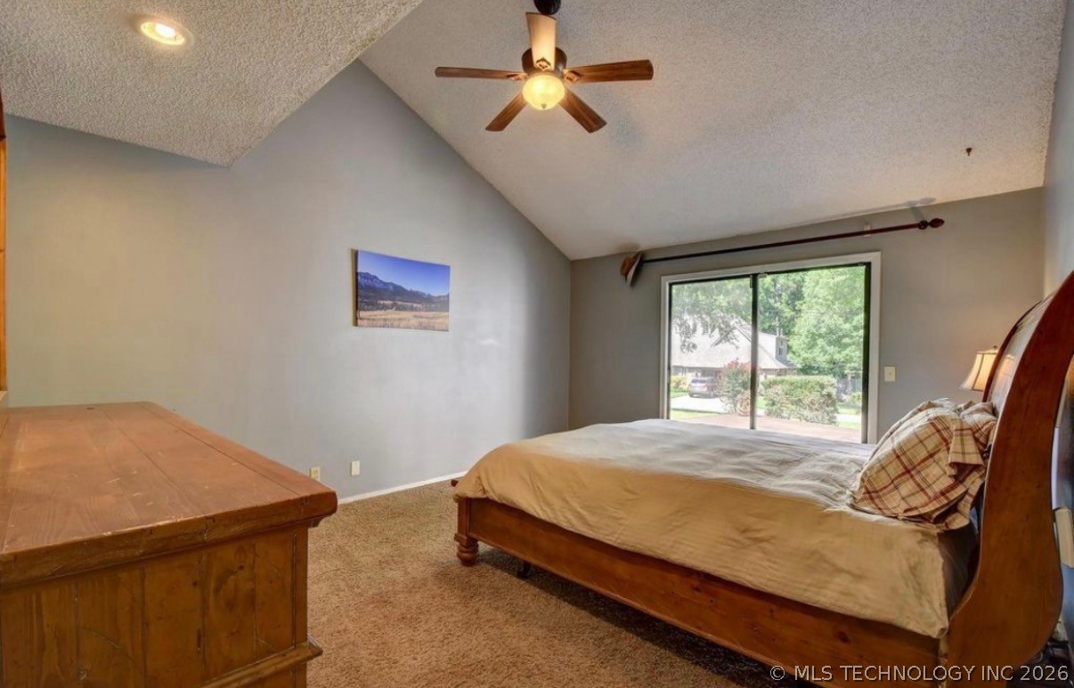 7802 E 79th Street Property Photo 16