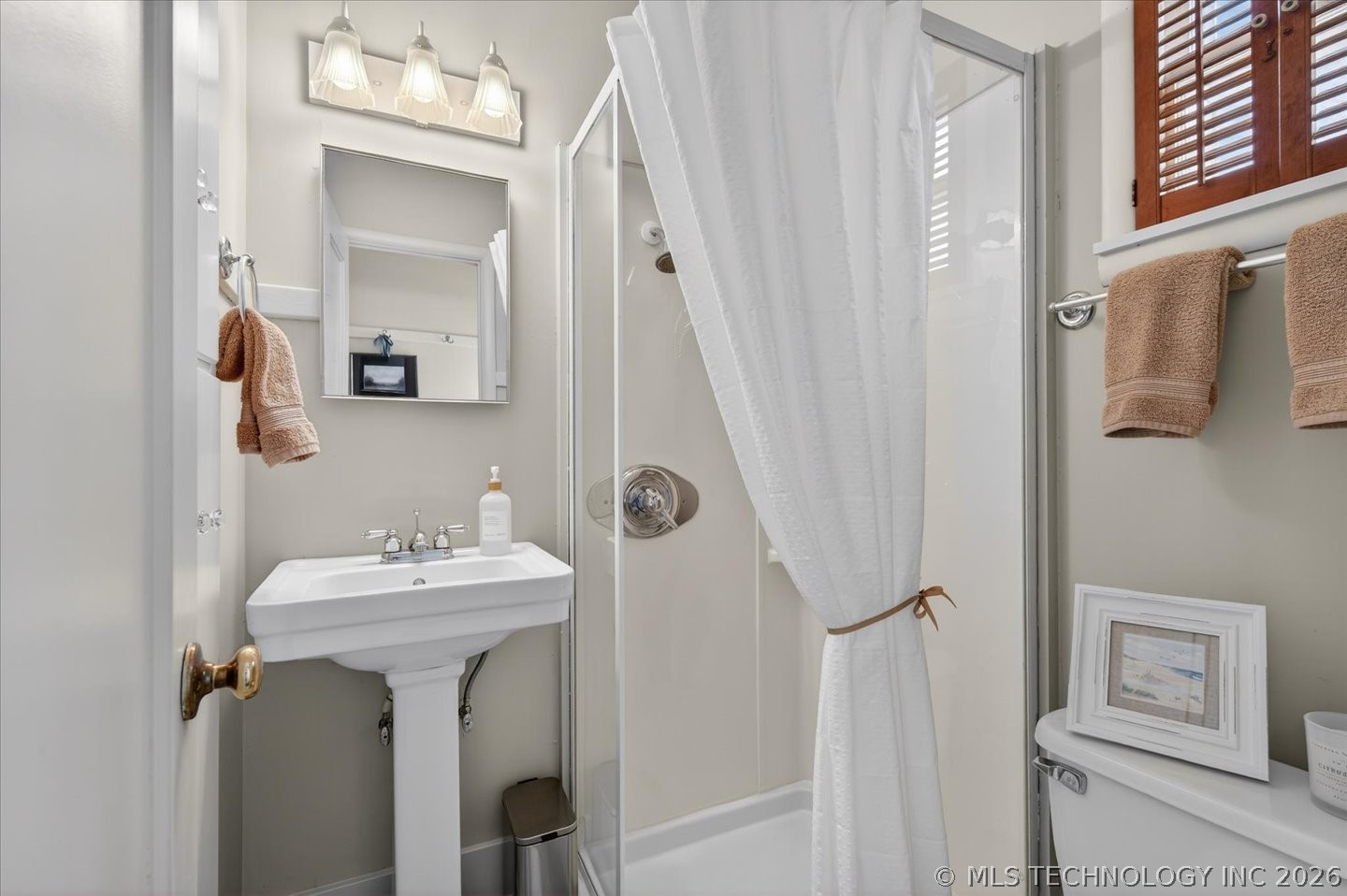 1524 S Johnstone Avenue Property Photo 11