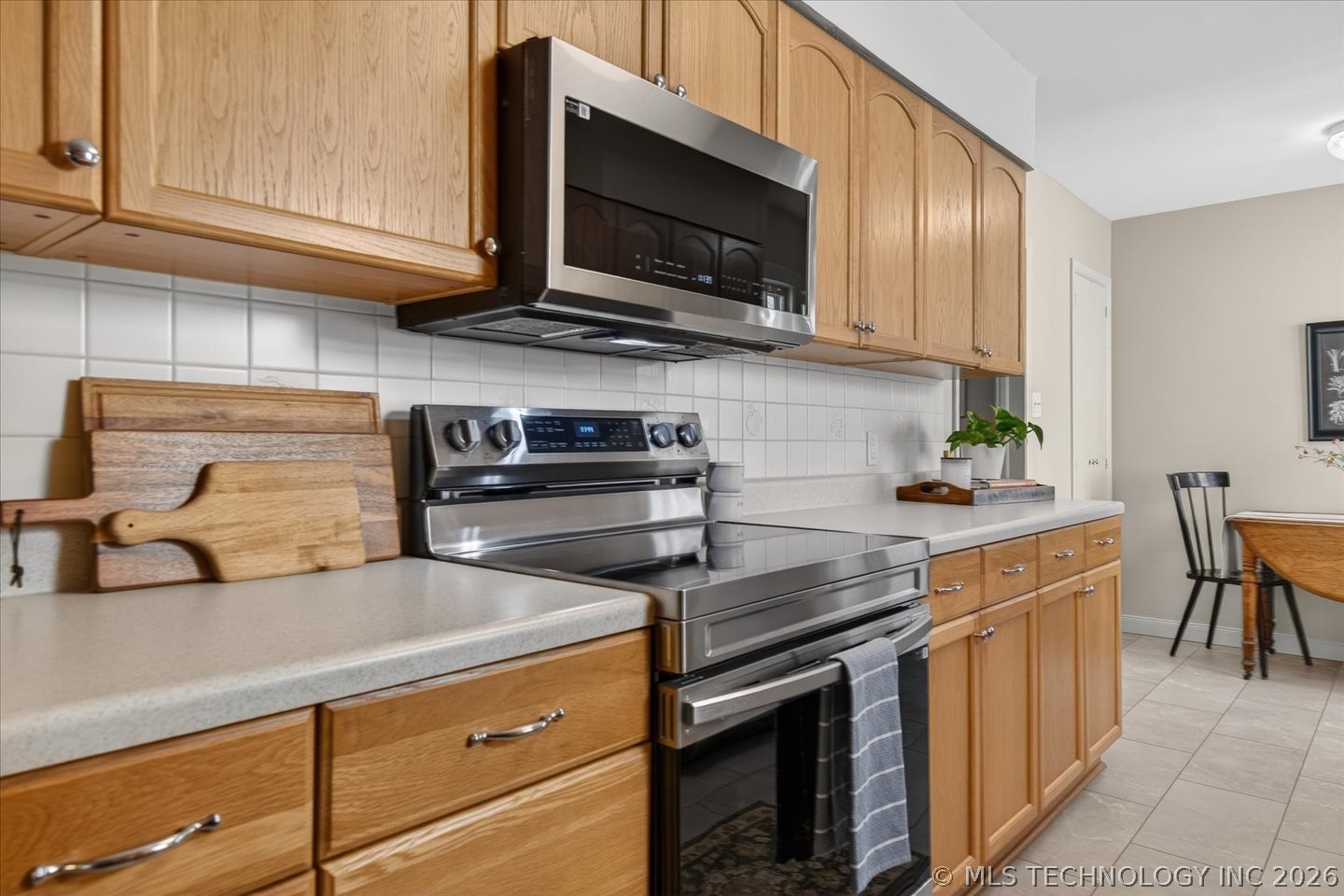 1524 S Johnstone Avenue Property Photo 13