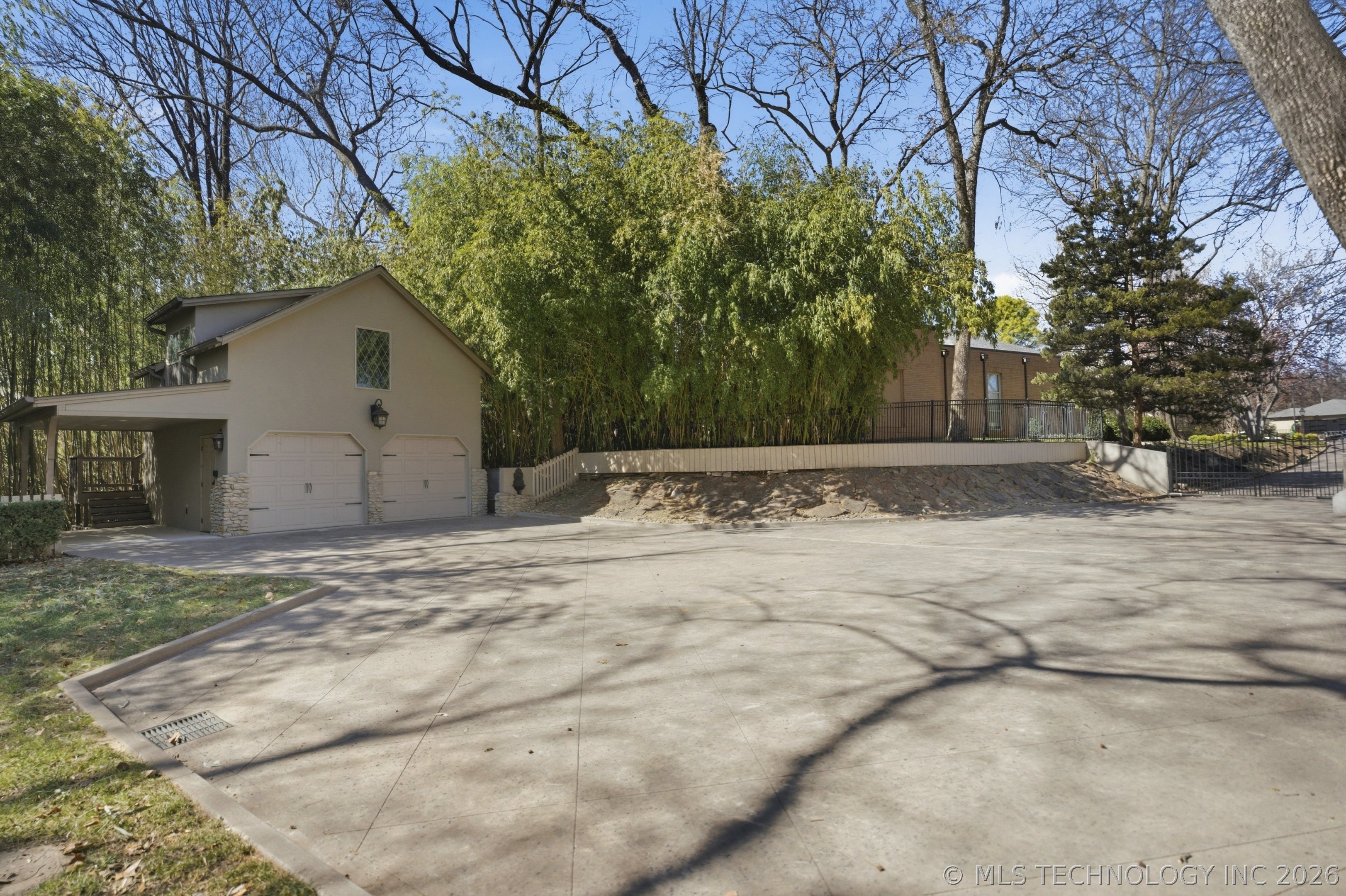 3155 S Rockford Drive Property Photo 52