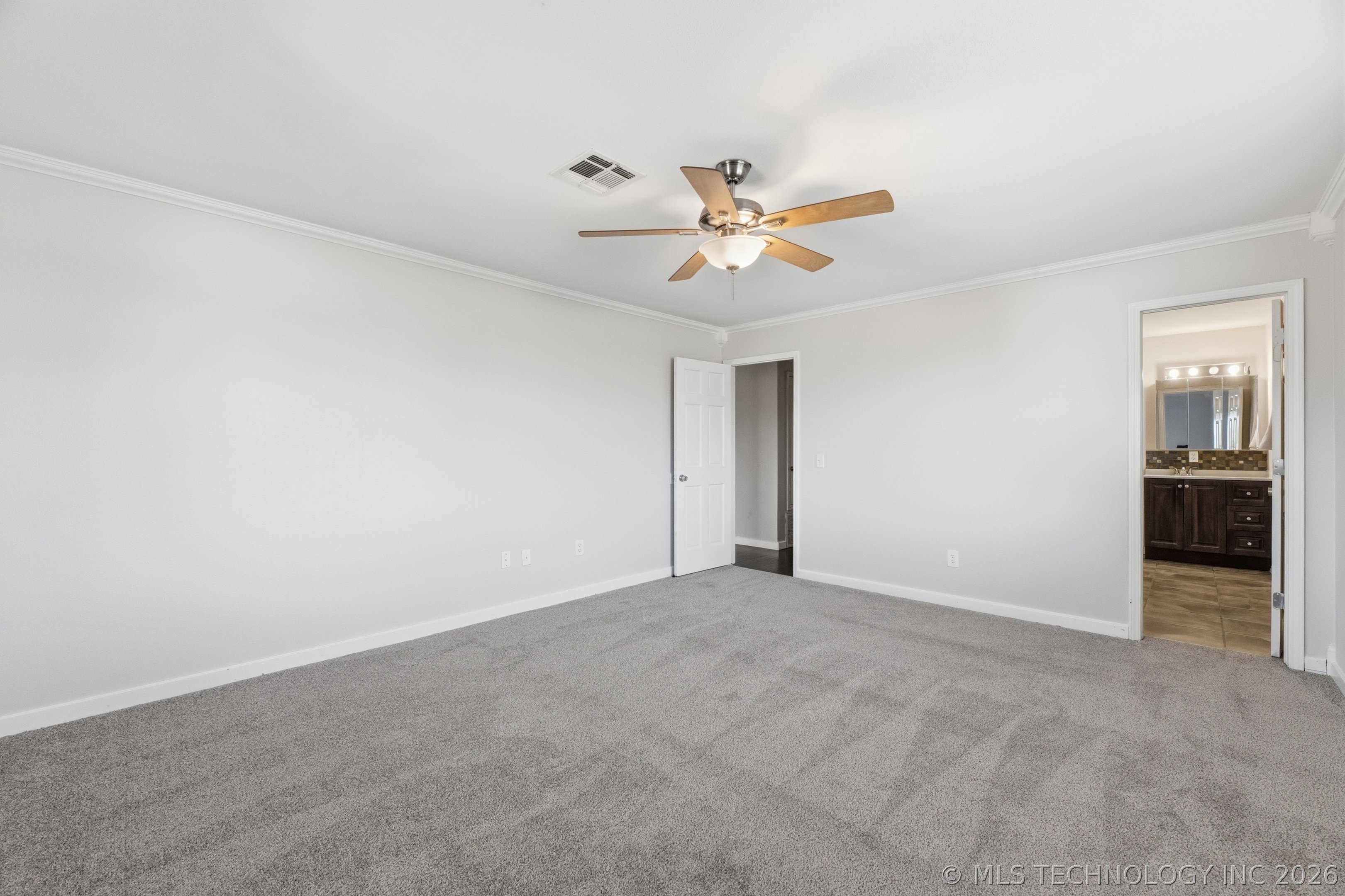 15201 S 4100 Road Property Photo 15