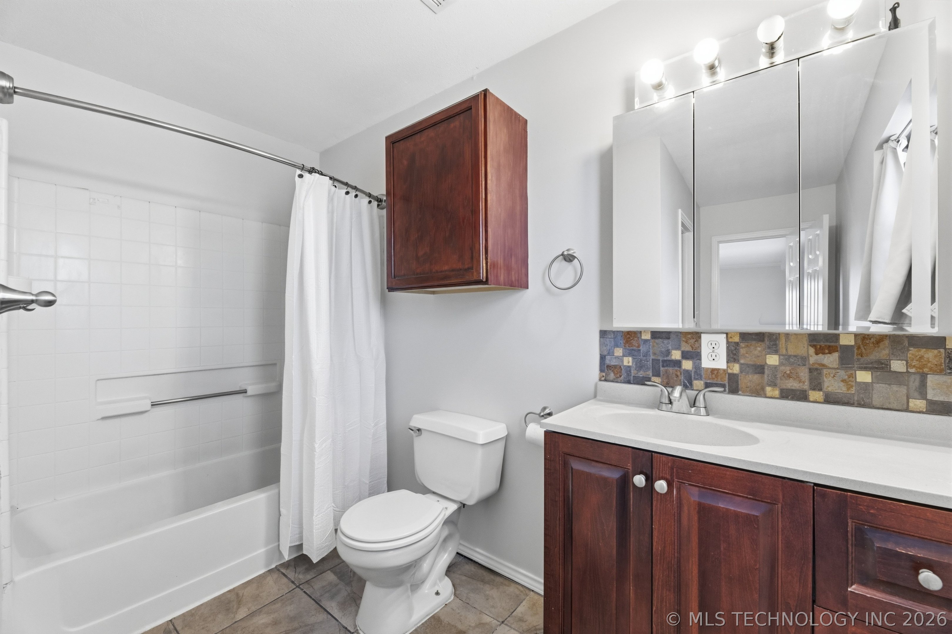 15201 S 4100 Road Property Photo 16