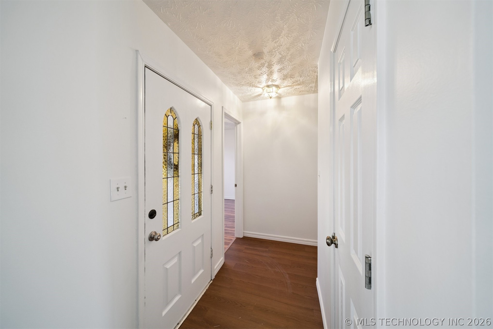 1117 W 16th Street Property Photo 3