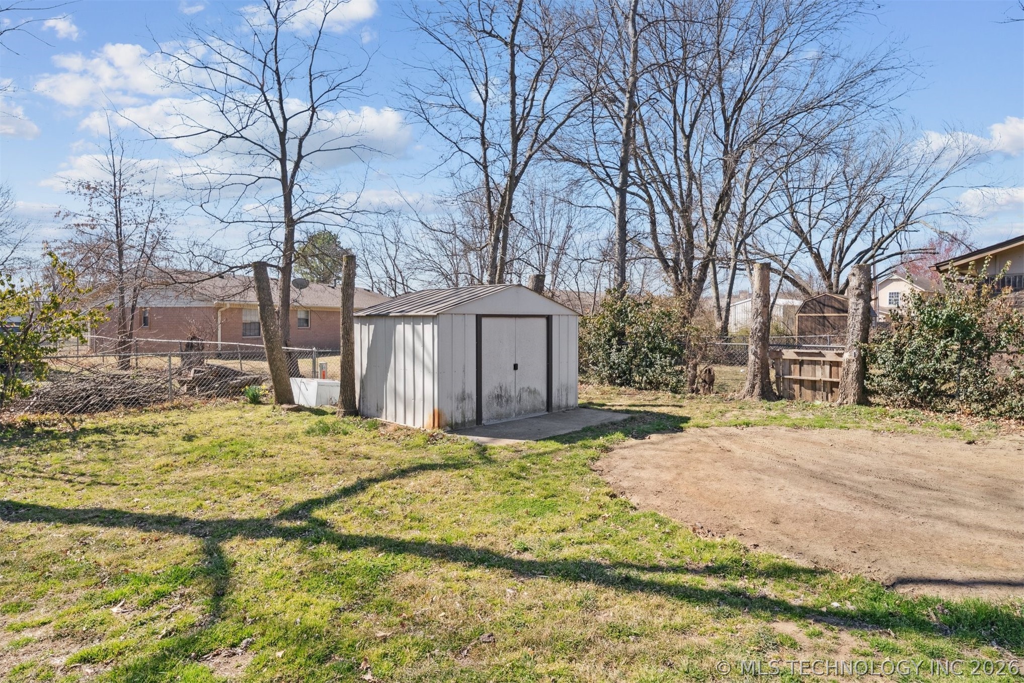 1117 W 16th Street Property Photo 17