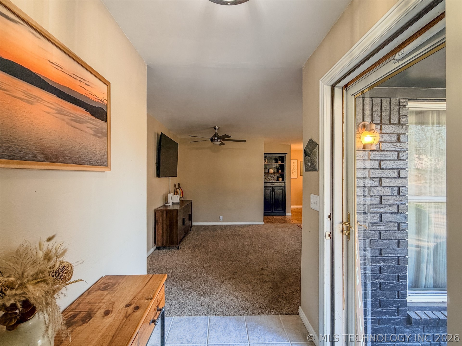 302 E Fuller Street Property Photo 5