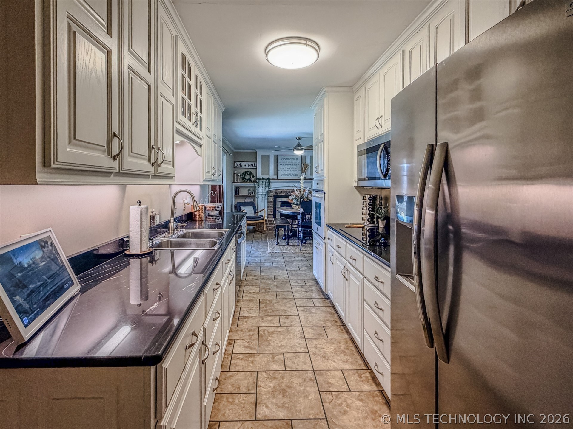 302 E Fuller Street Property Photo 17