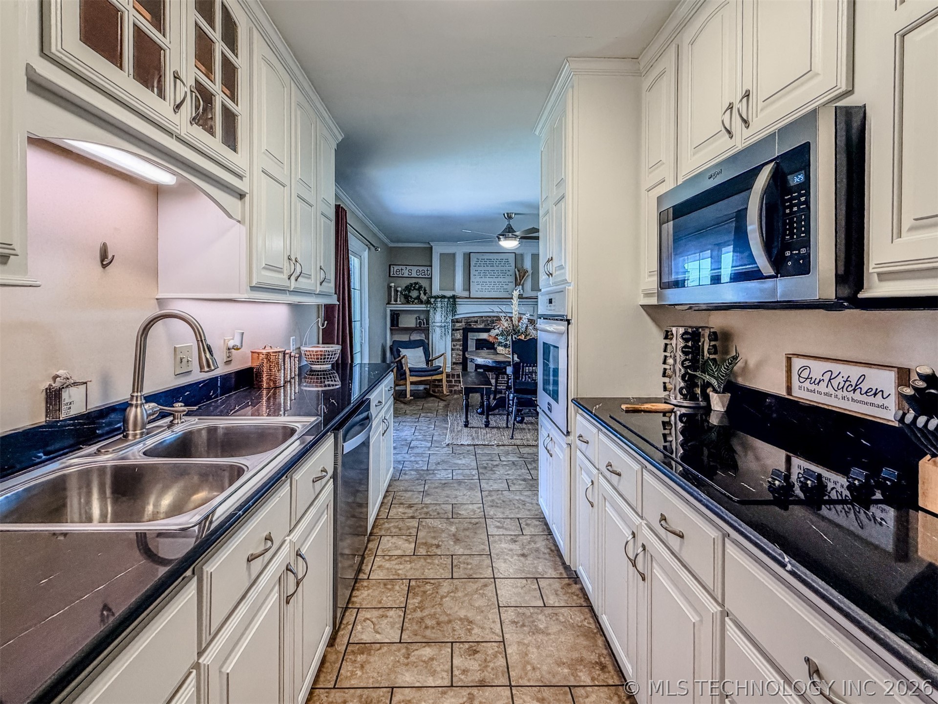 302 E Fuller Street Property Photo 19