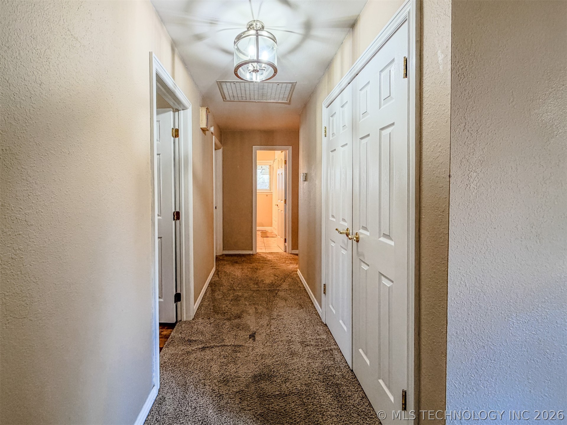 302 E Fuller Street Property Photo 46