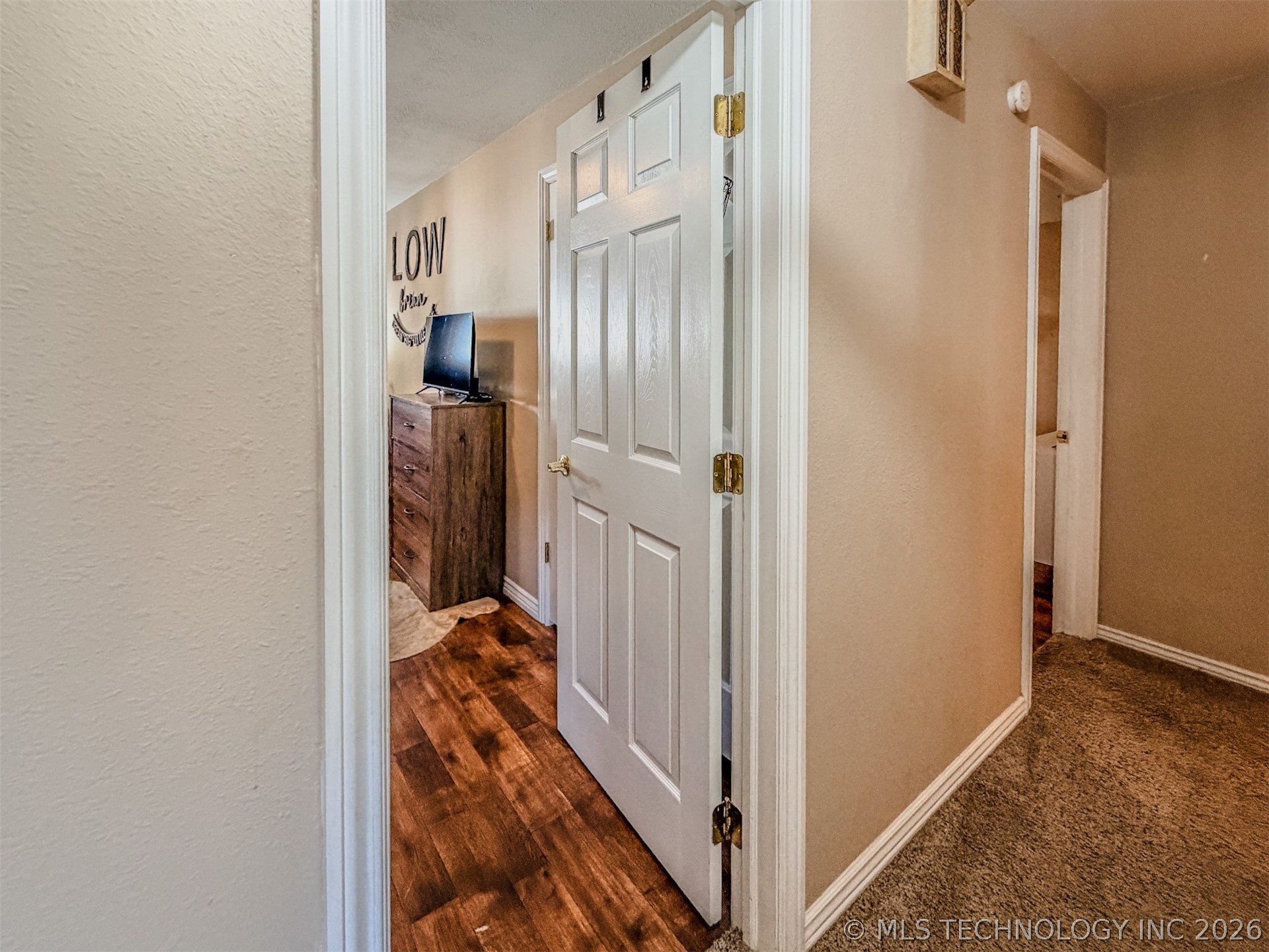 302 E Fuller Street Property Photo 47