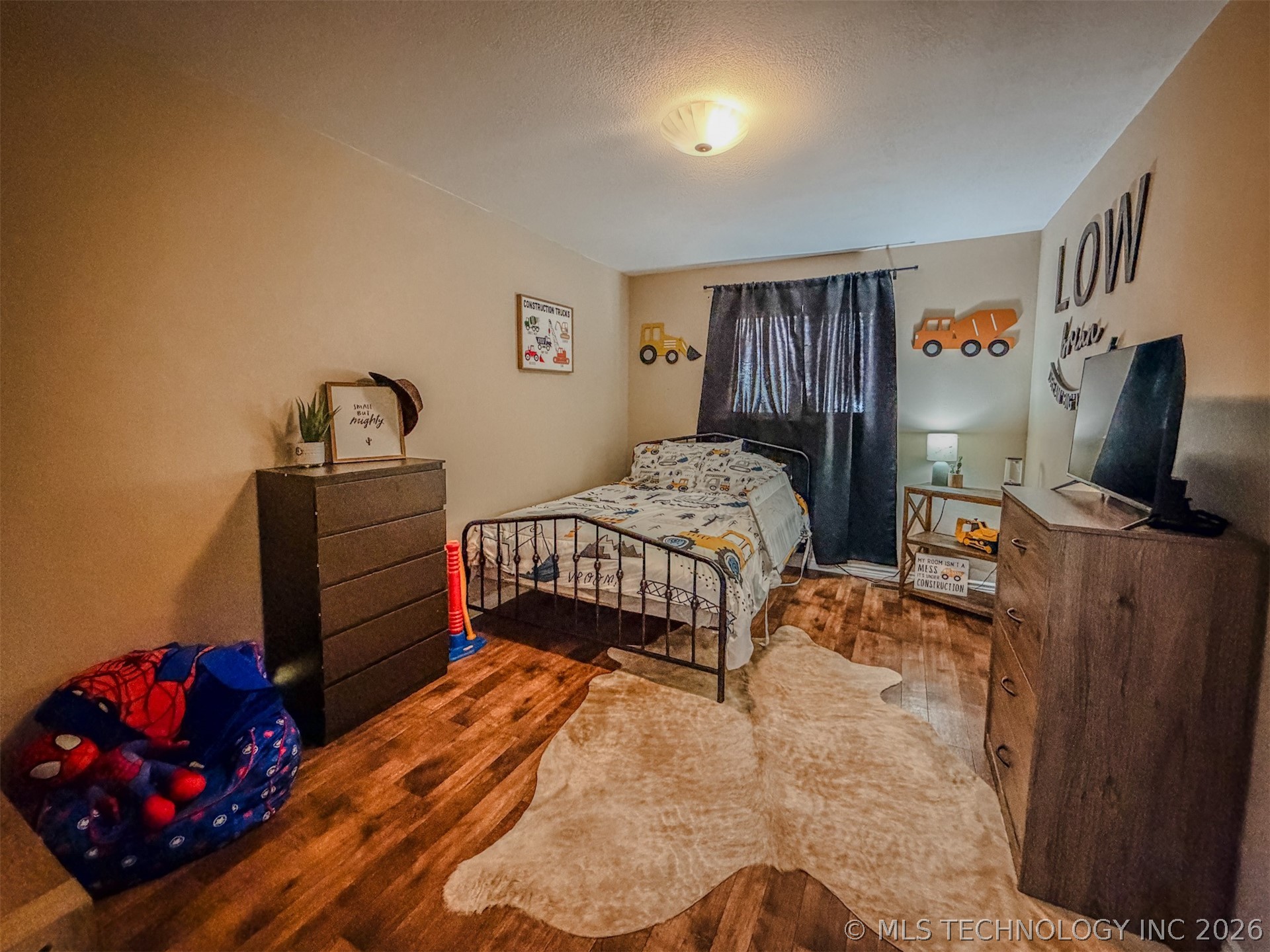302 E Fuller Street Property Photo 48