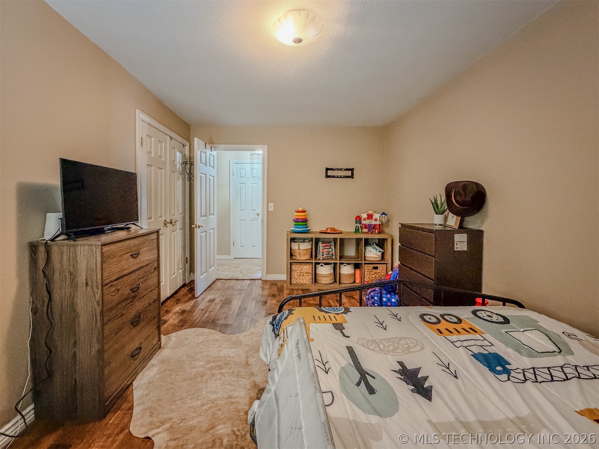 302 E Fuller Street Property Photo 52