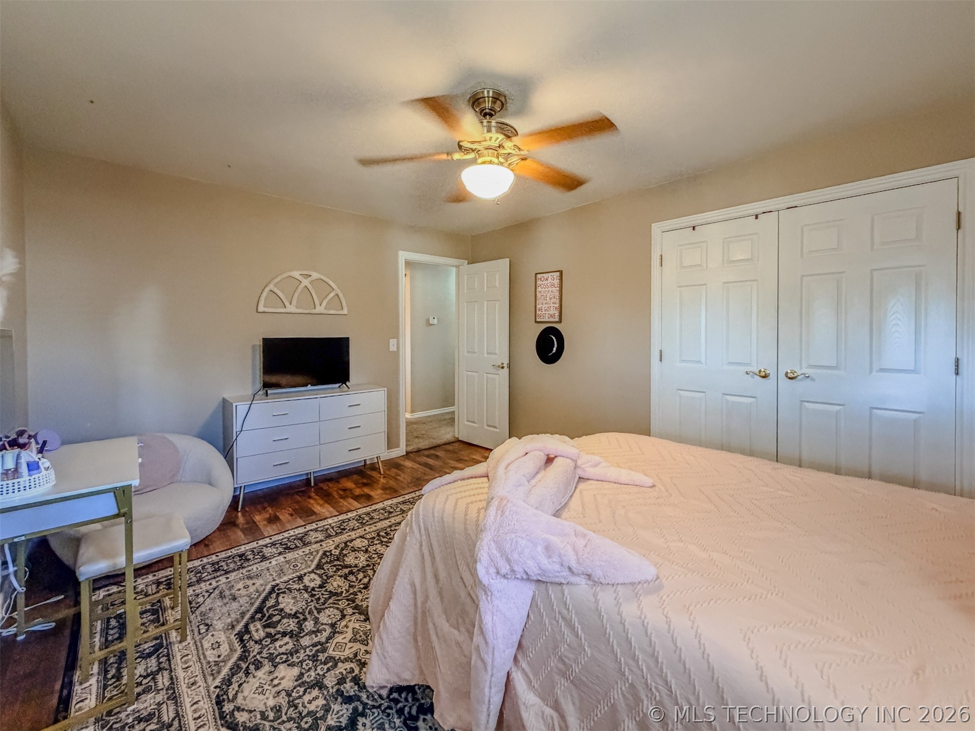 302 E Fuller Street Property Photo 56