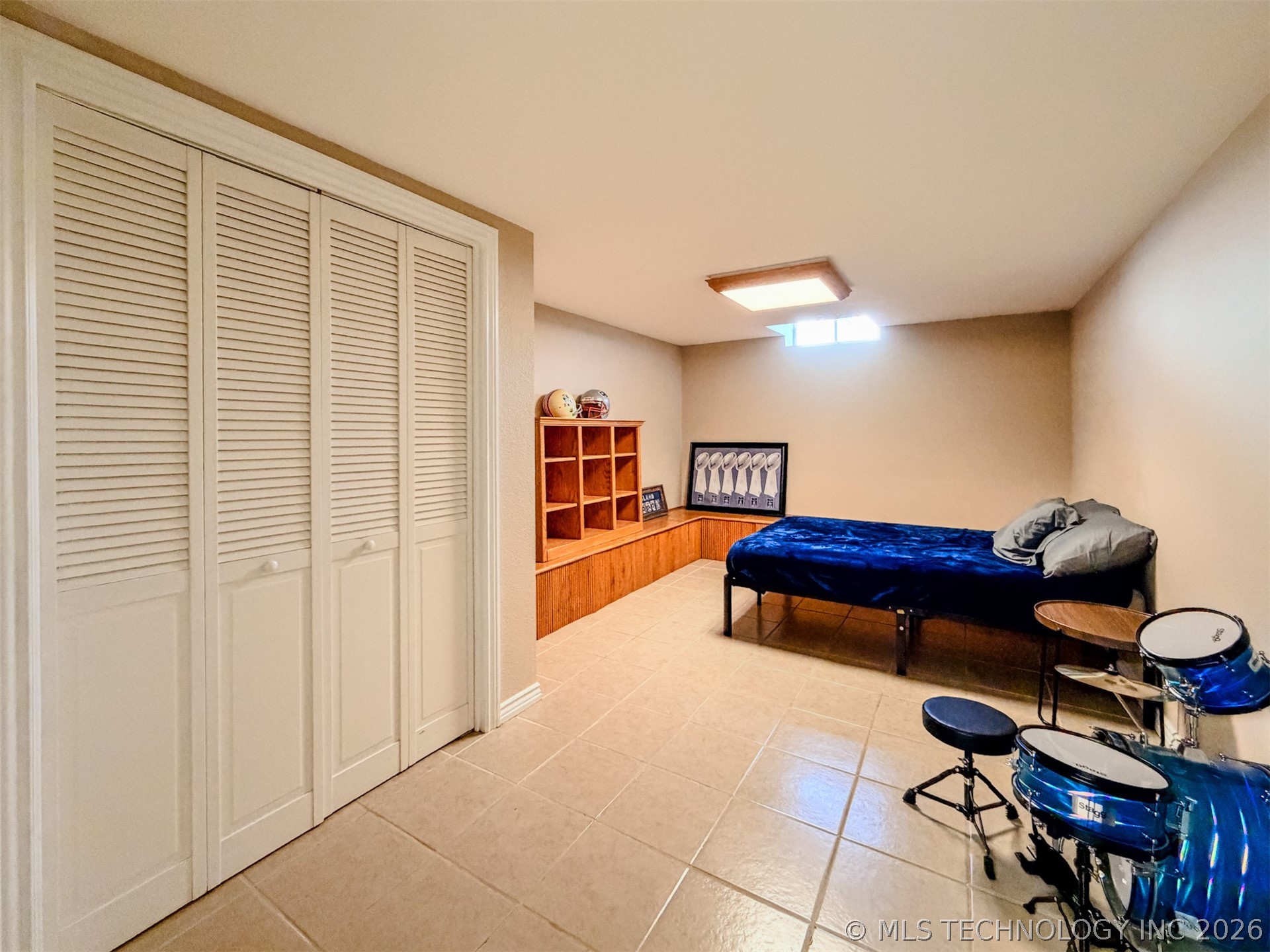 302 E Fuller Street Property Photo 81