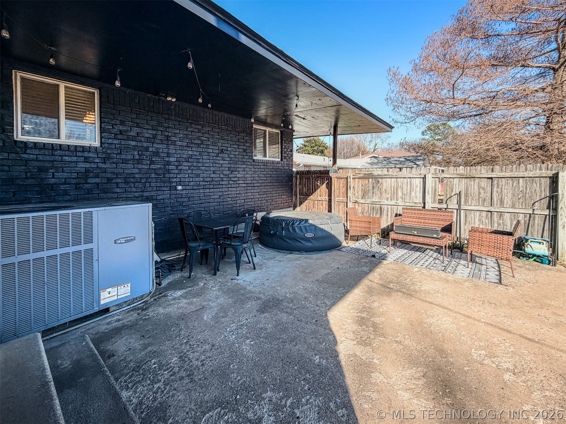 302 E Fuller Street Property Photo 87