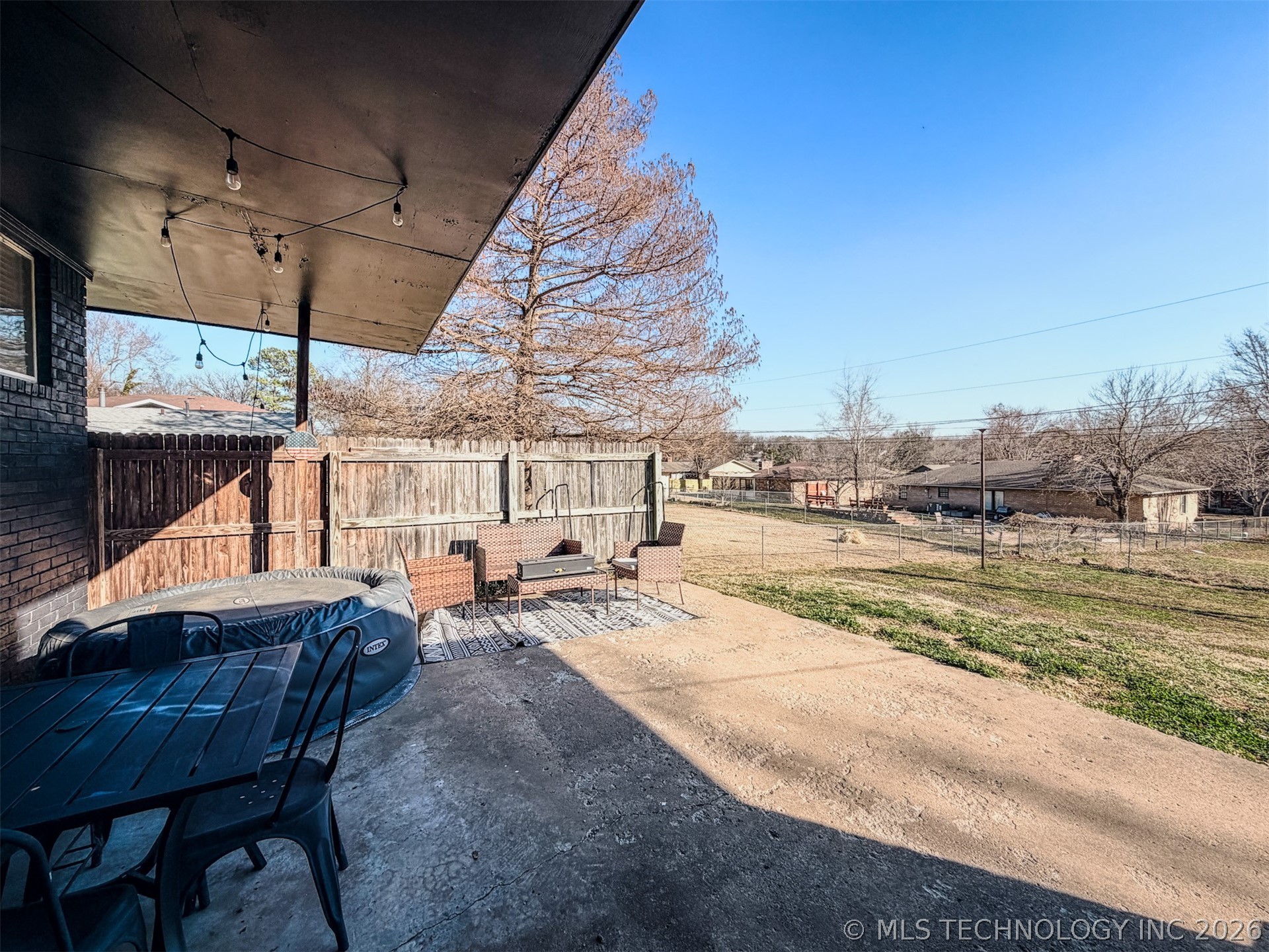 302 E Fuller Street Property Photo 88