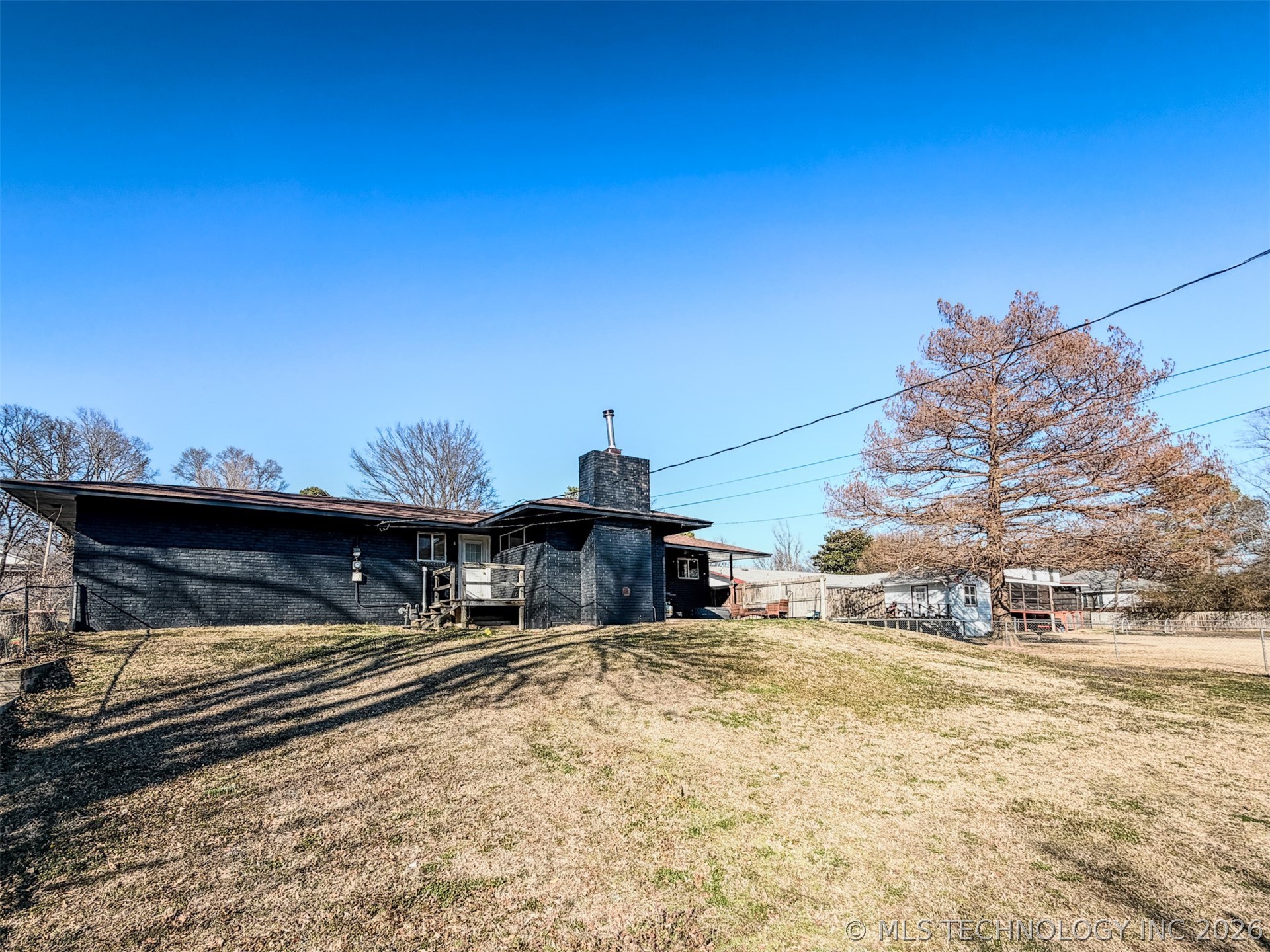 302 E Fuller Street Property Photo 91