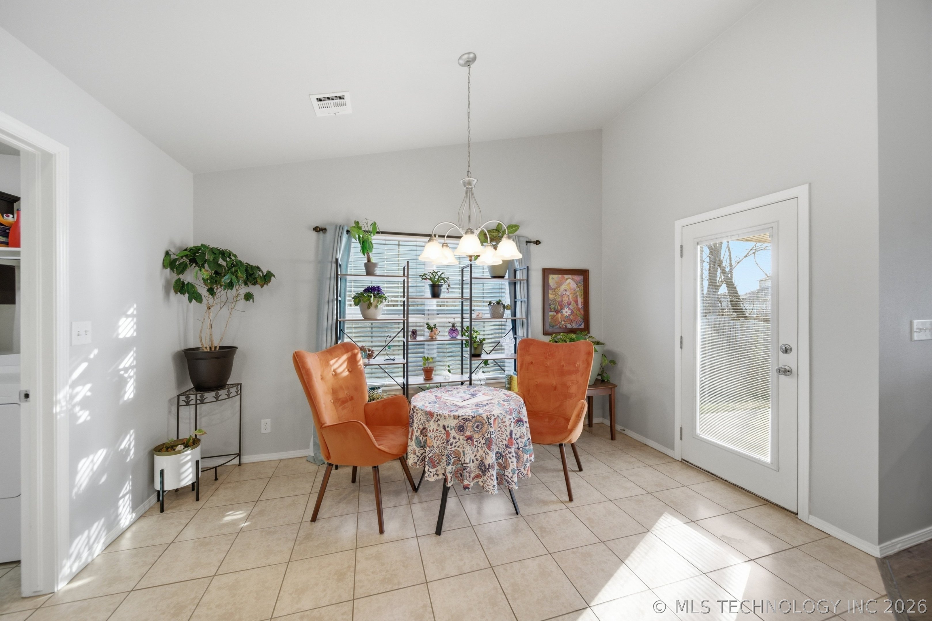 9214 S 256th East Avenue Property Photo 13
