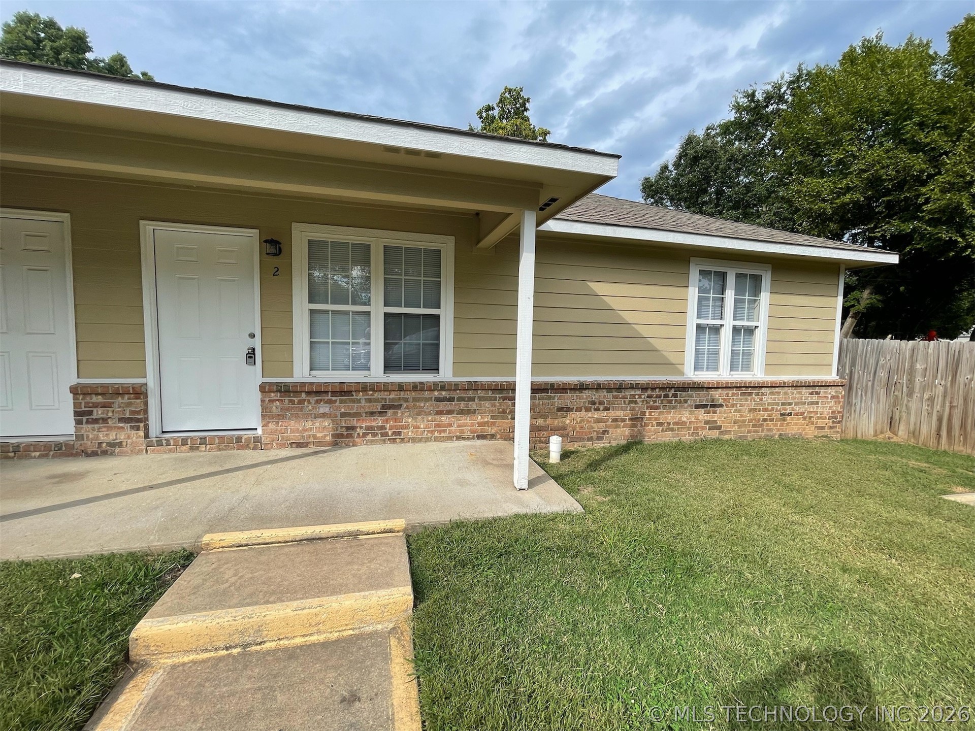 310 York Street Property Photo 2