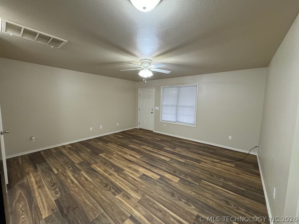 310 York Street Property Photo 21