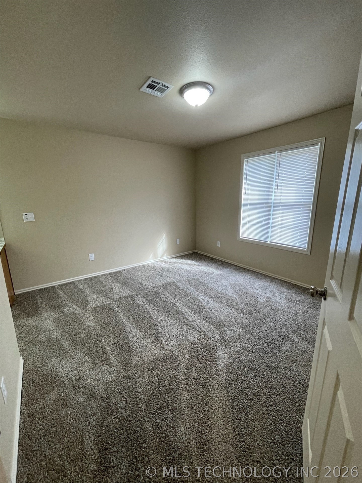 310 York Street Property Photo 25