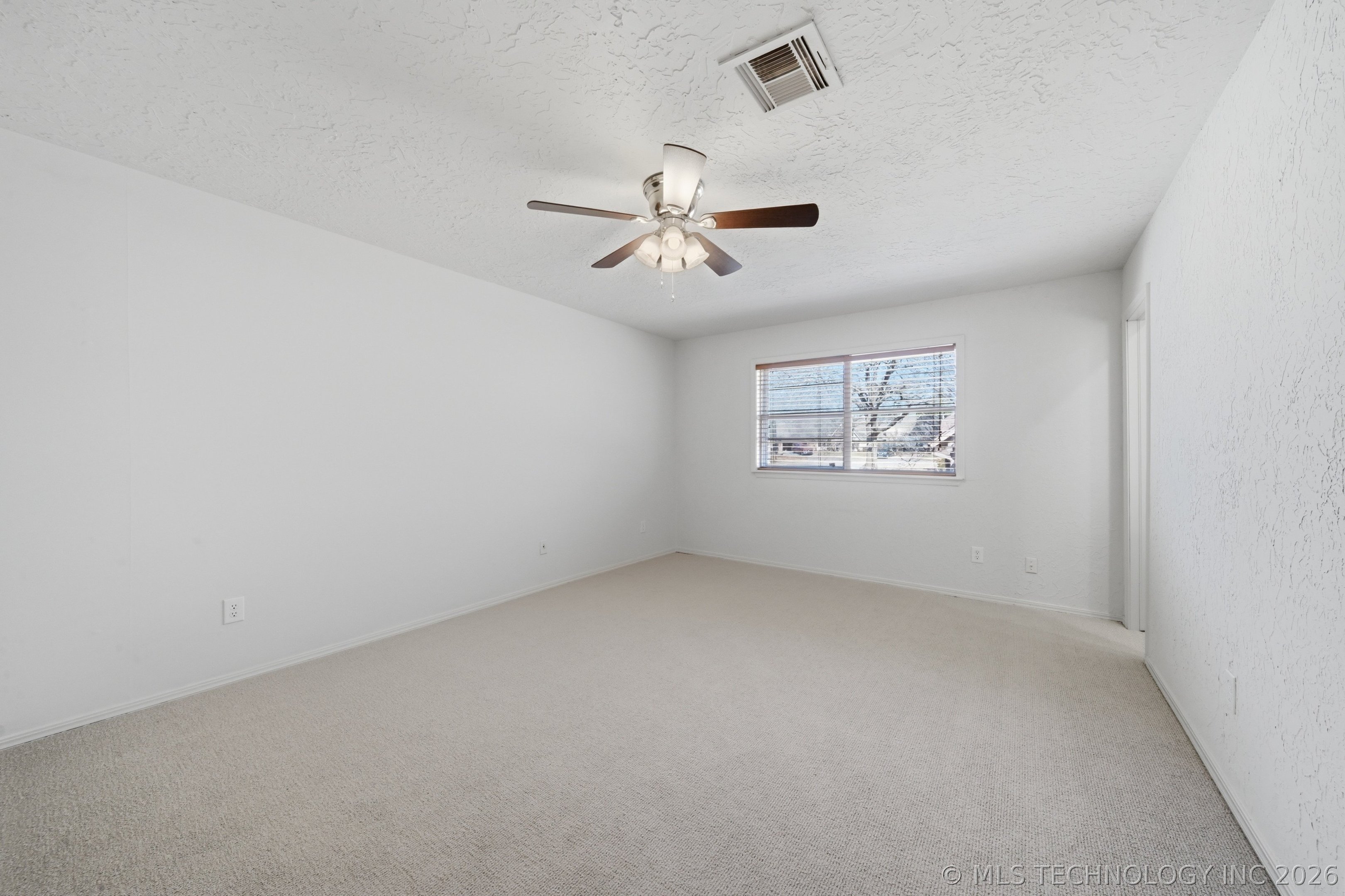 3429 E 84th Street Property Photo 24