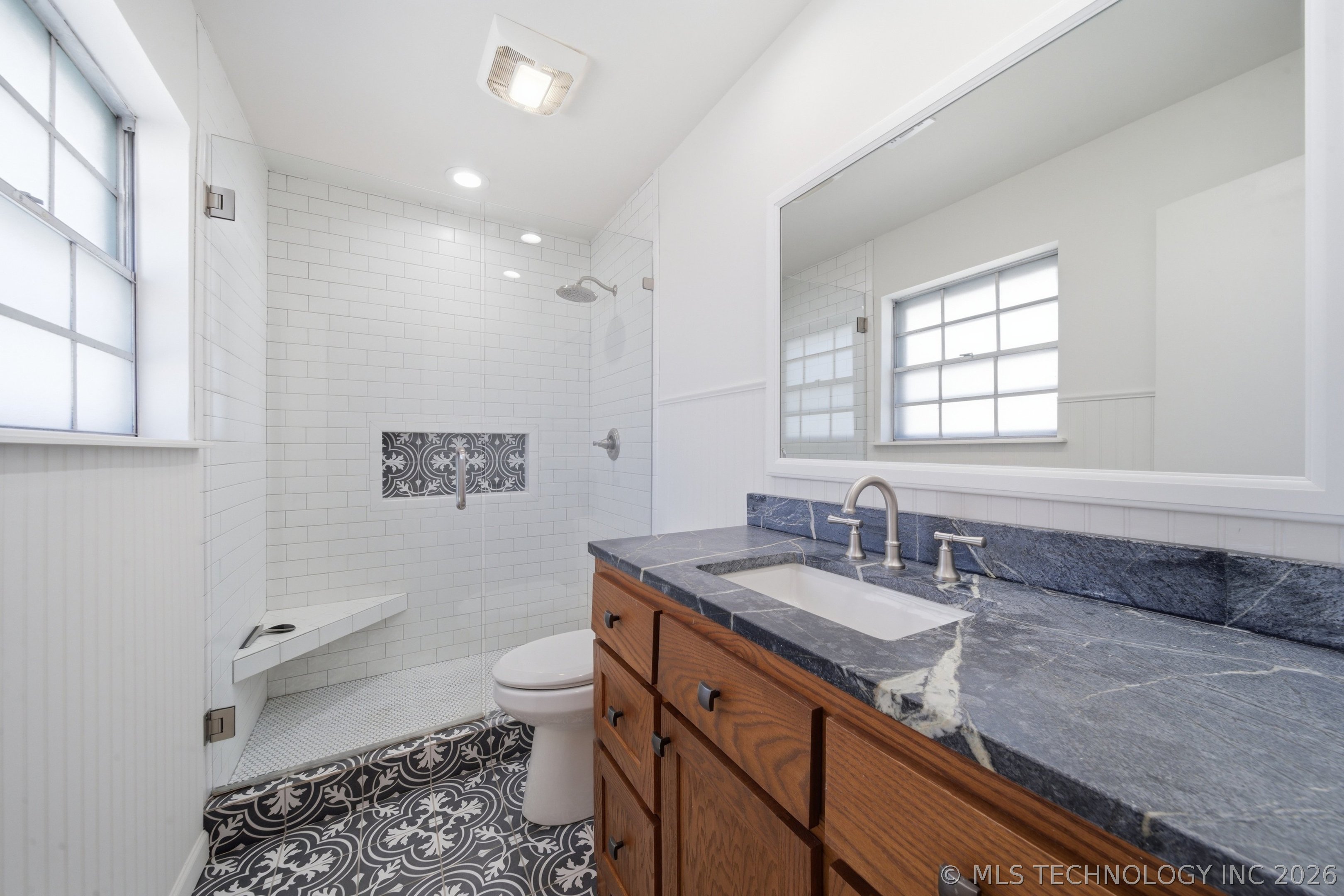 3429 E 84th Street Property Photo 27