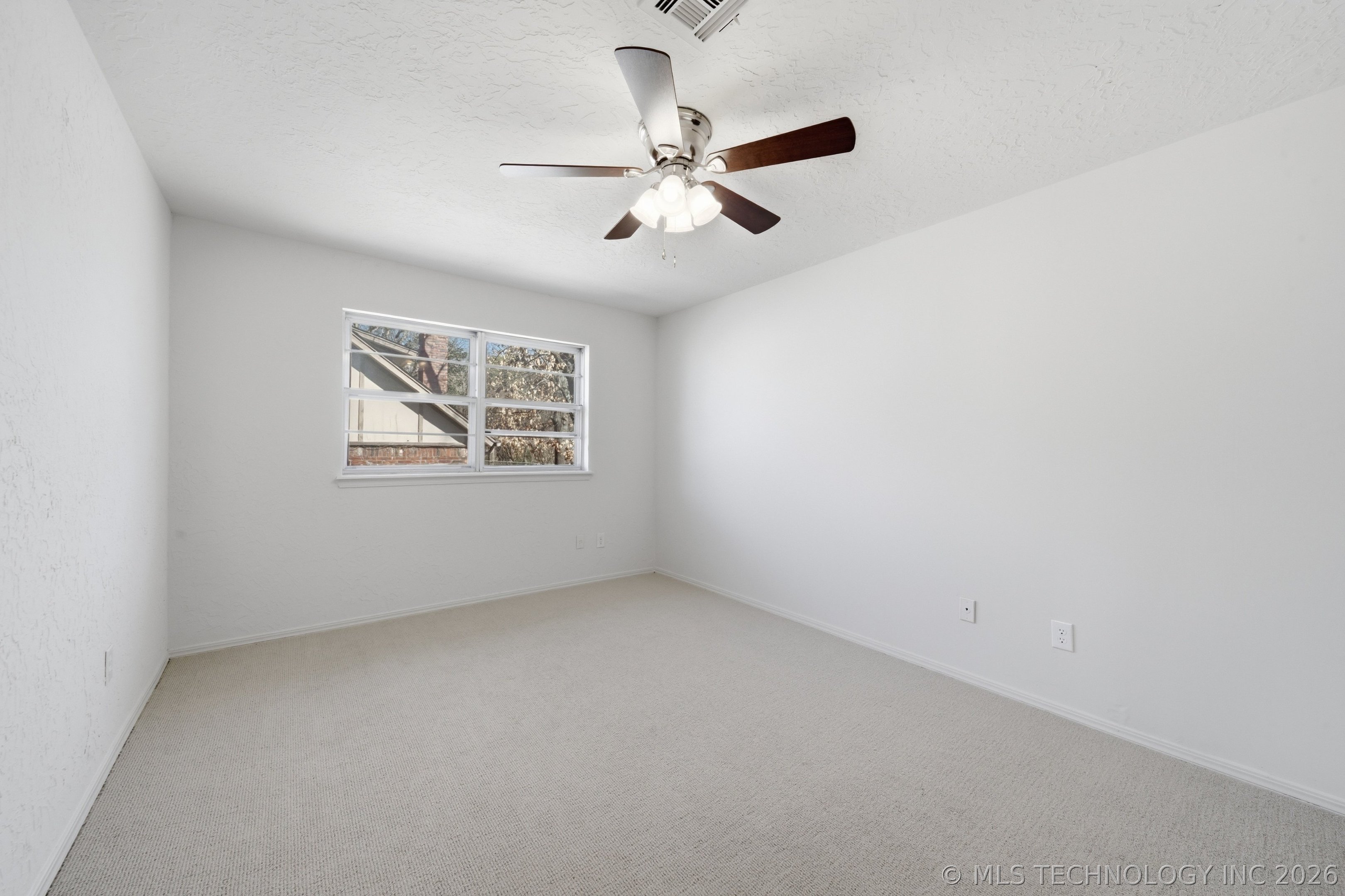 3429 E 84th Street Property Photo 28