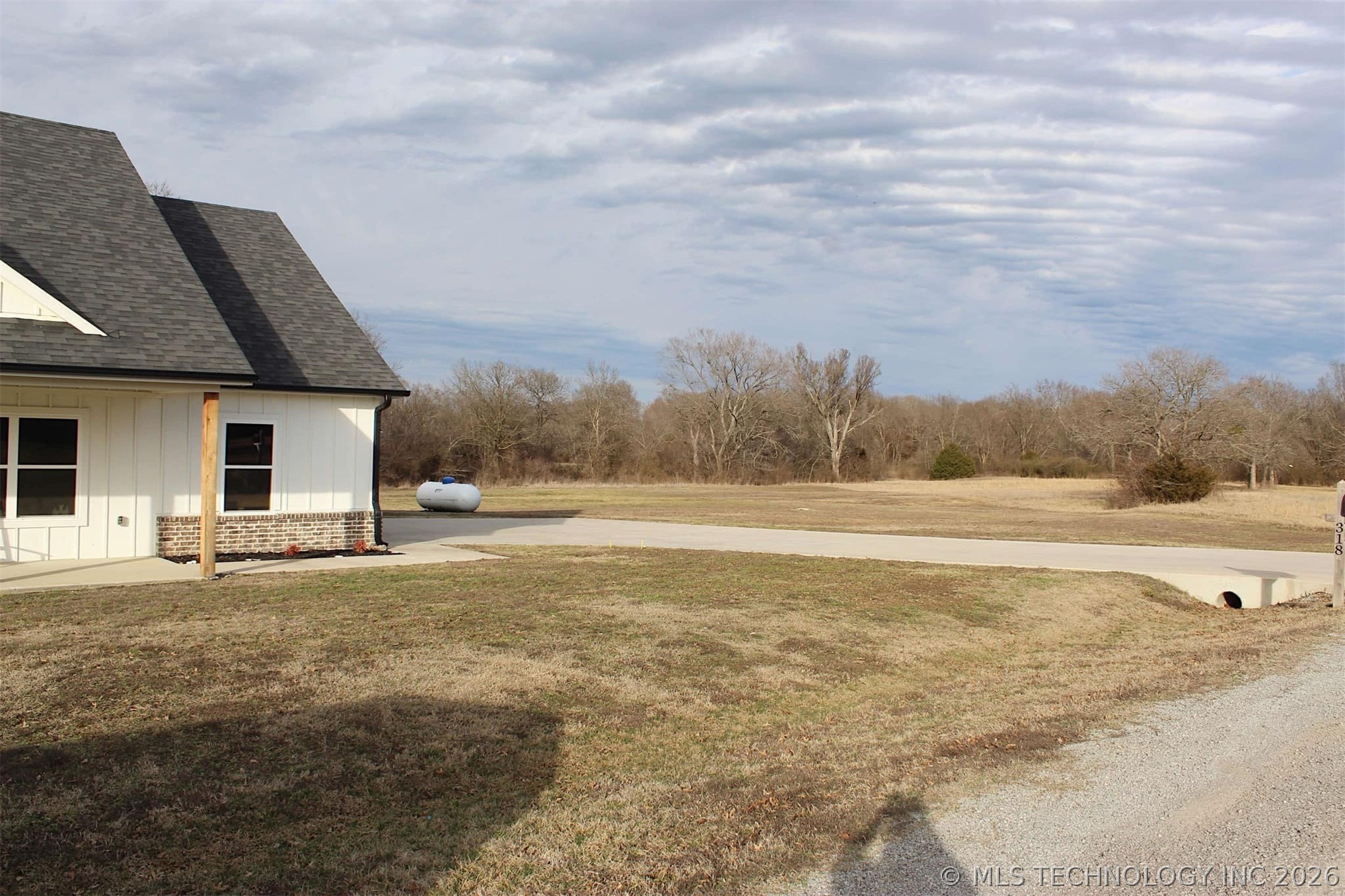 318 Twin Creeks Lane Property Photo 13